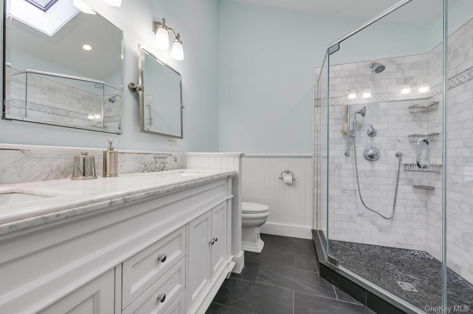 Single Family Shadyrest Suffolk County, NY 11963, MLS-906022-25