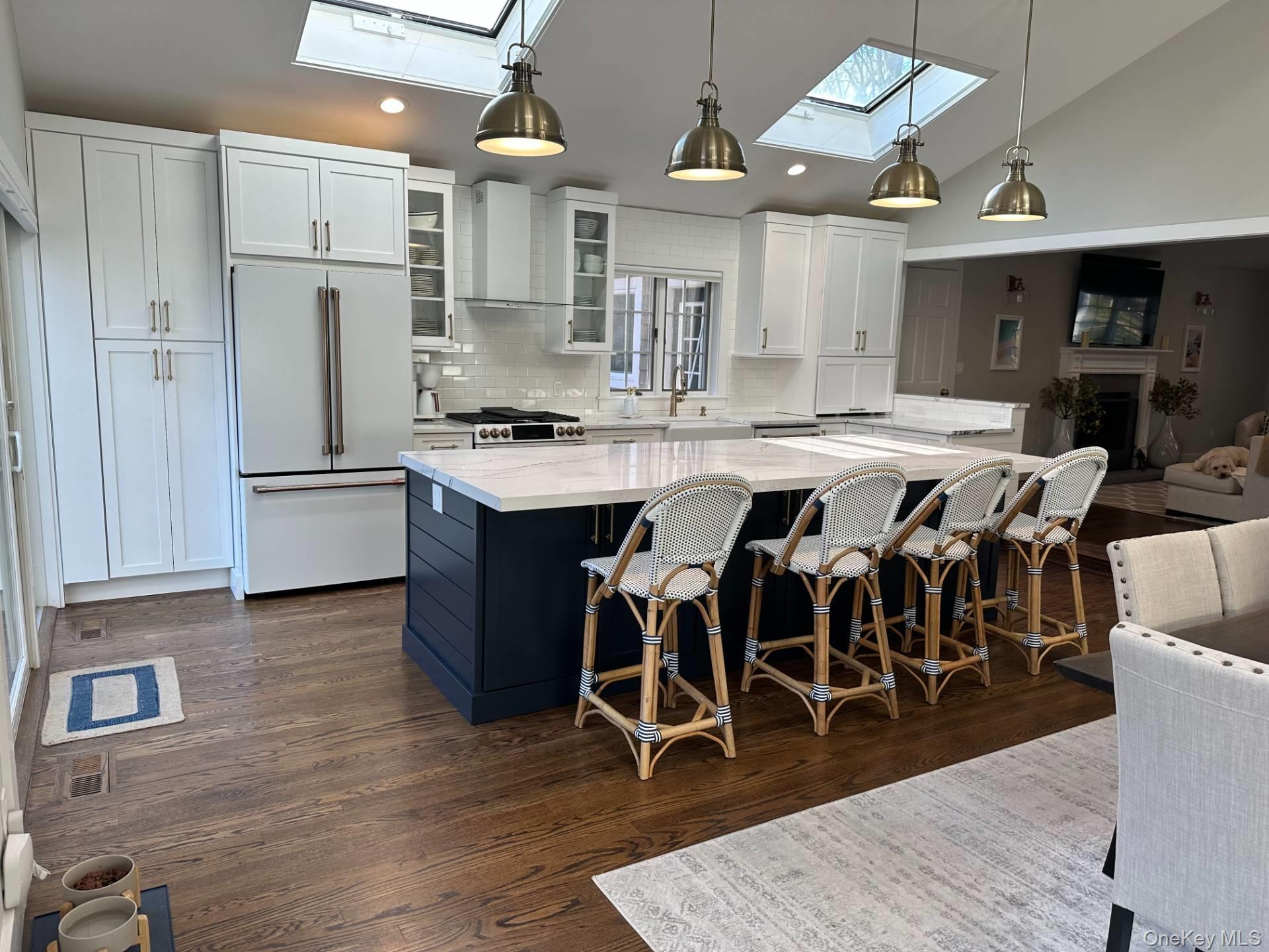 Single Family Shadyrest Suffolk County, NY 11963, MLS-906022-9