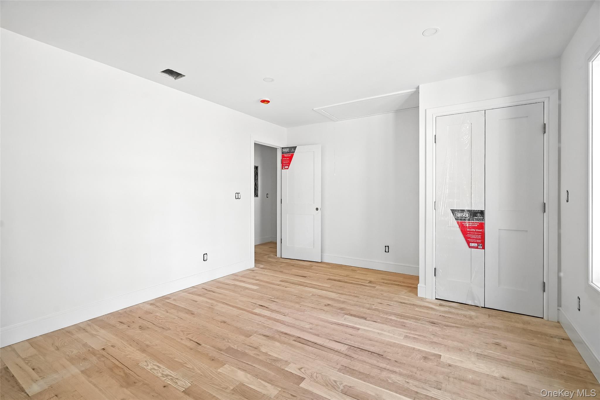 Single Family Exchange Westchester County, NY 10573, MLS-906024-22