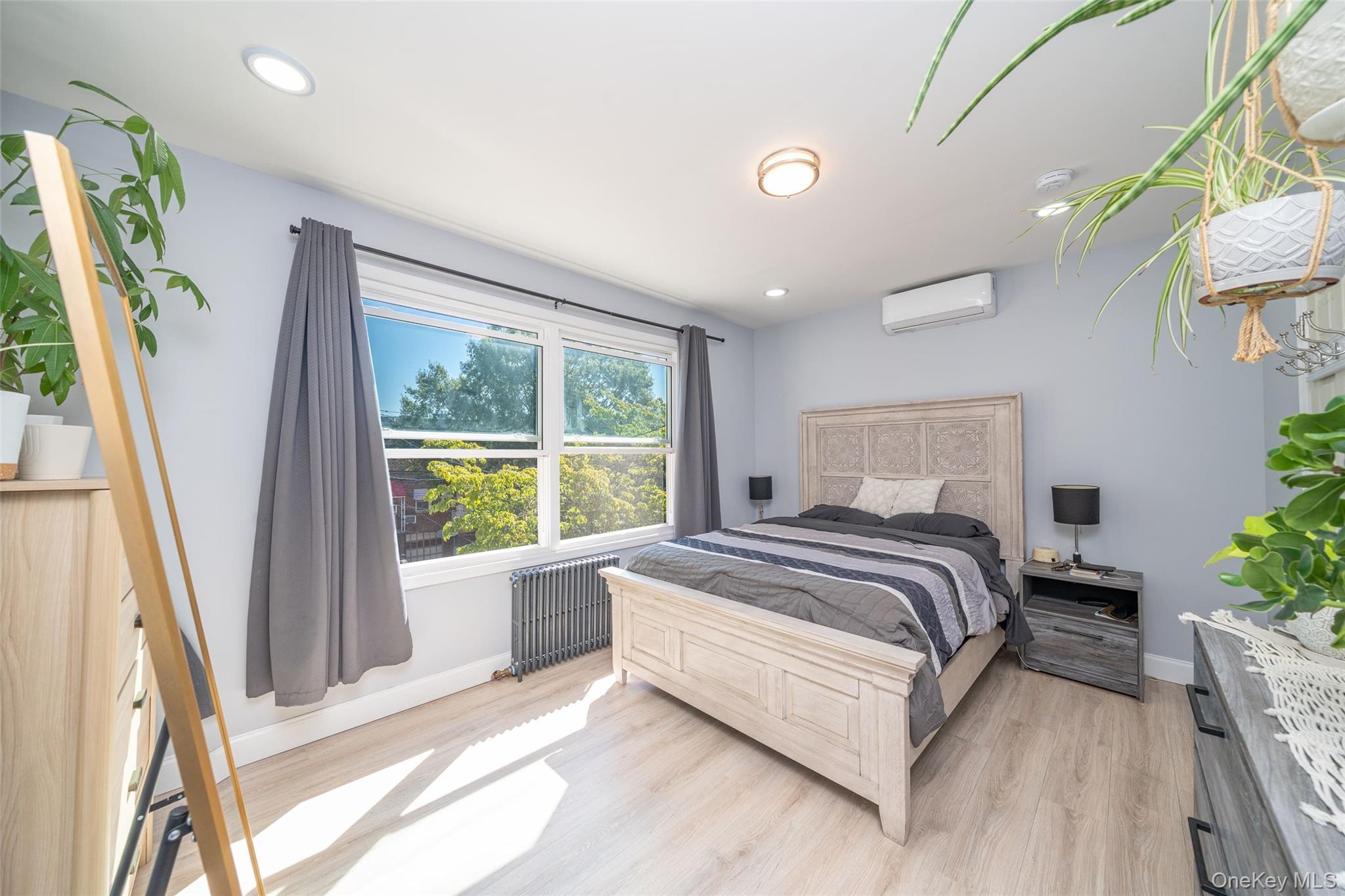 Single Family Haight  Bronx, NY 10461, MLS-906053-11