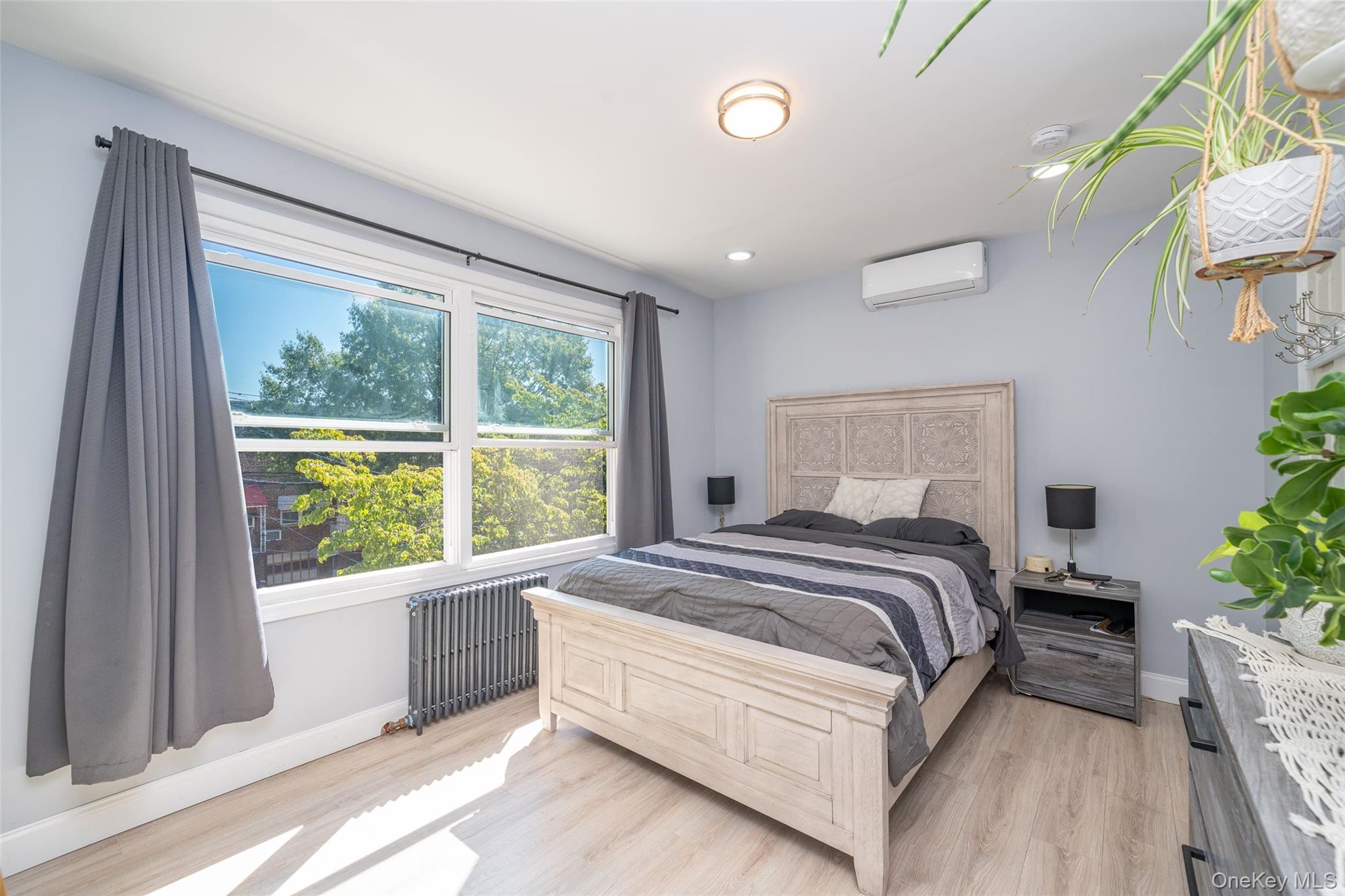 Single Family Haight  Bronx, NY 10461, MLS-906053-12