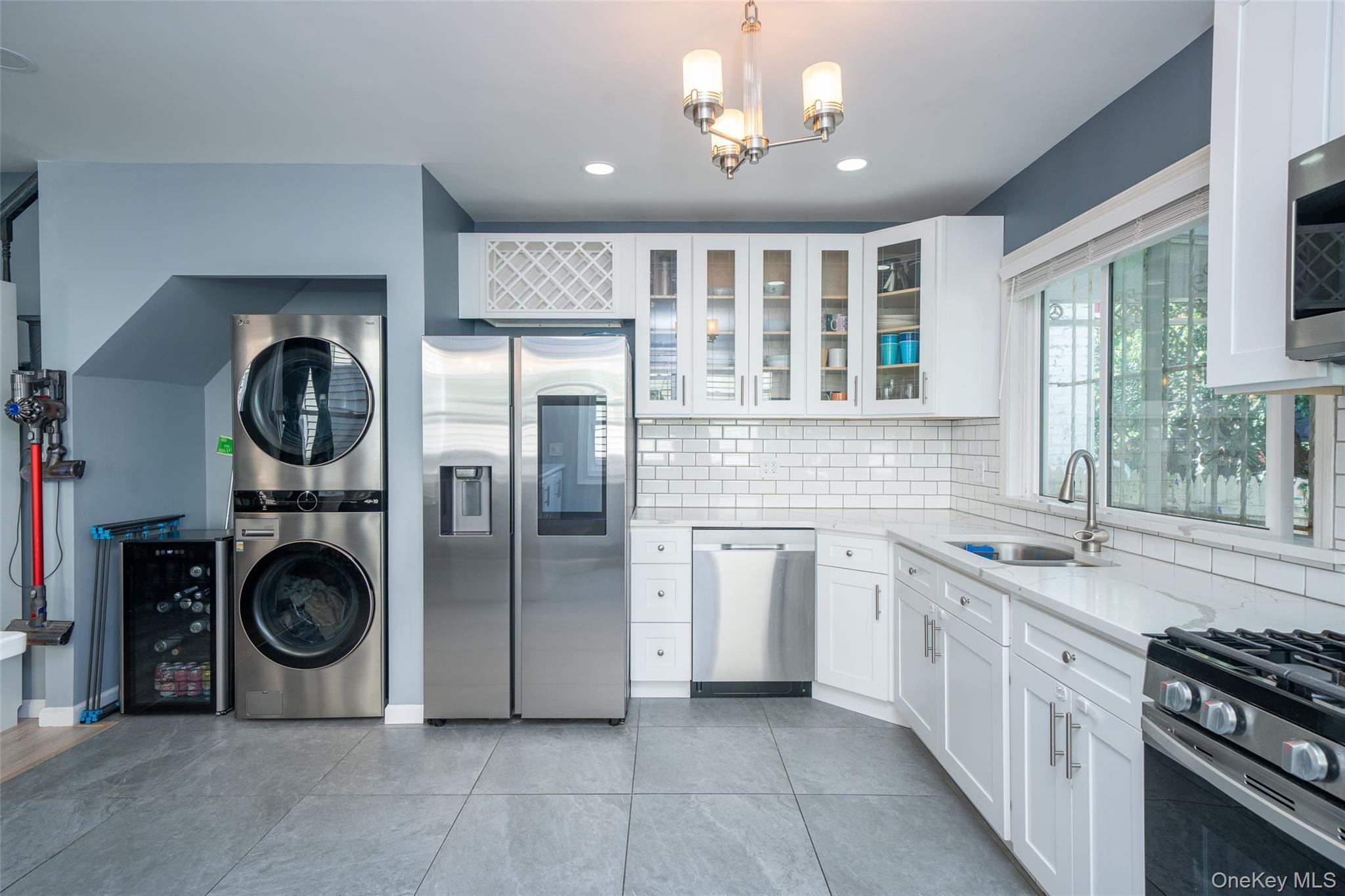 Single Family Haight  Bronx, NY 10461, MLS-906053-3