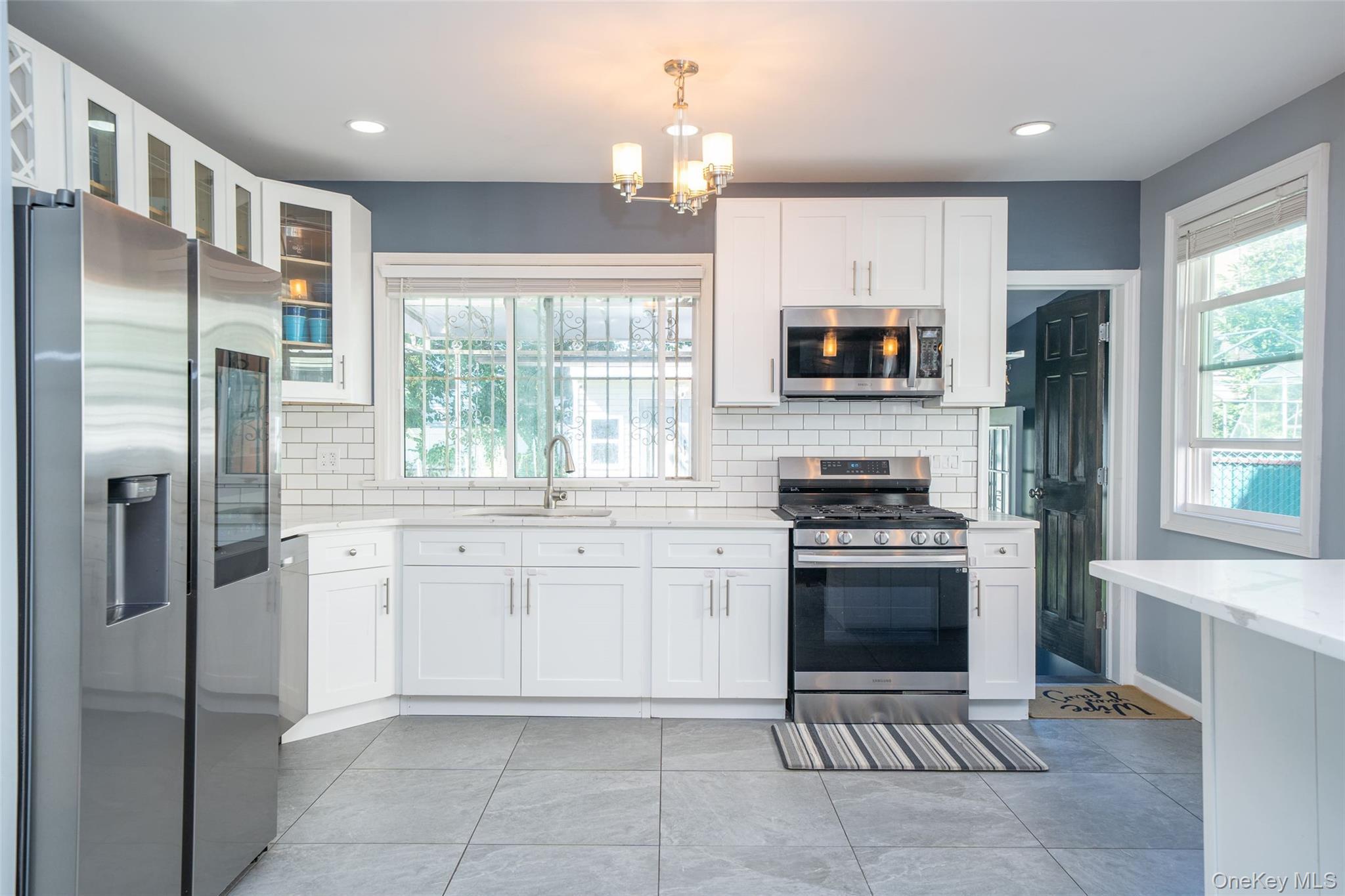 Single Family Haight  Bronx, NY 10461, MLS-906053-4