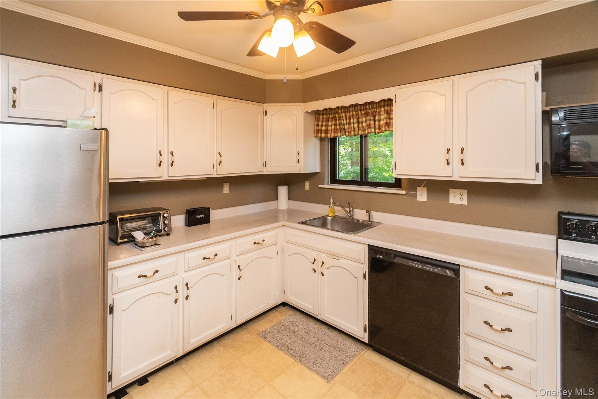 Single Family Village  Ulster County, NY 12401, MLS-906066-17