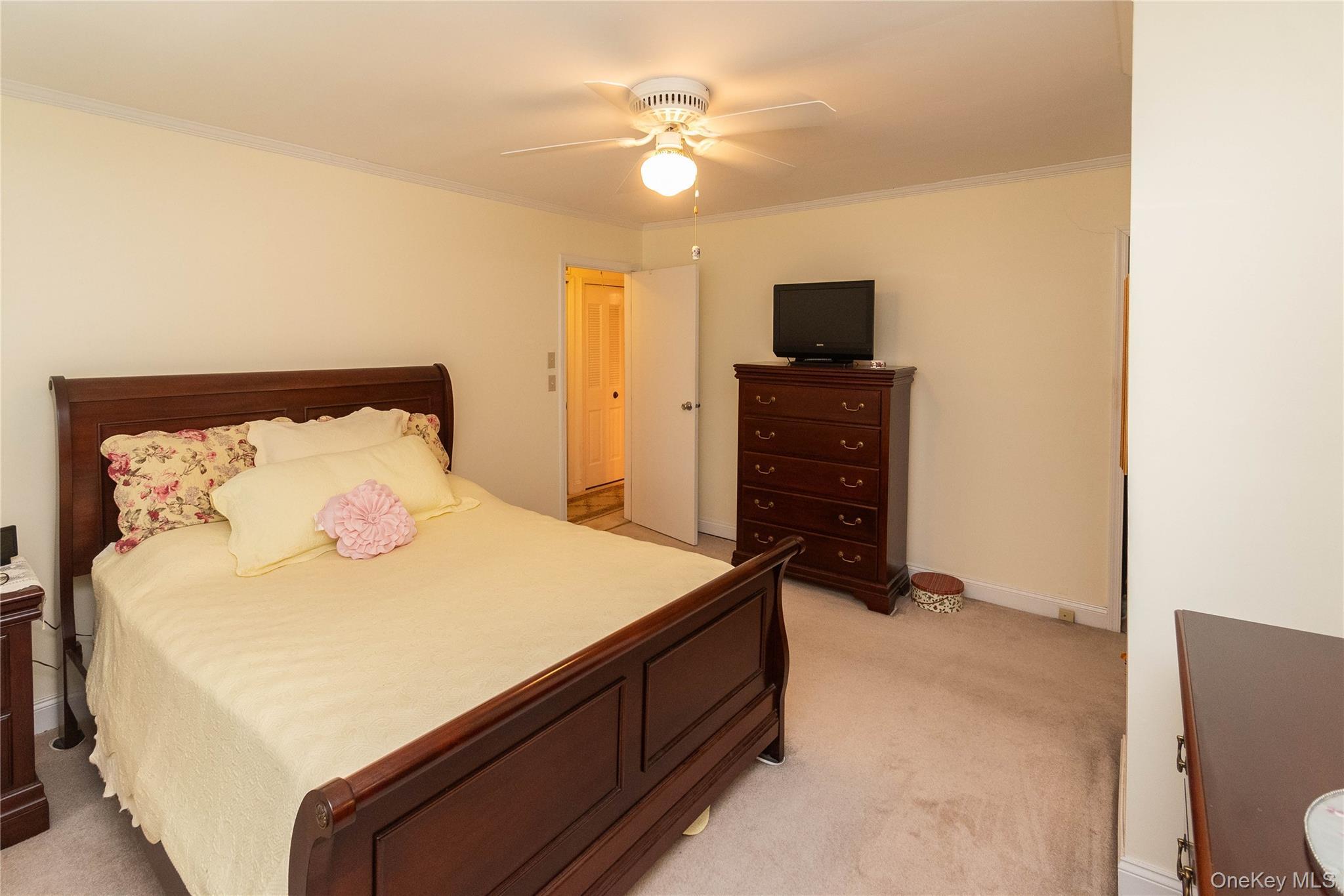 Single Family Village  Ulster County, NY 12401, MLS-906066-22