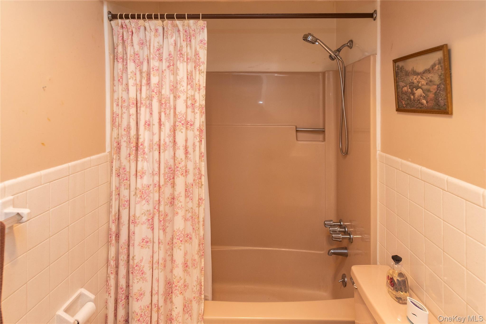 Single Family Village  Ulster County, NY 12401, MLS-906066-24