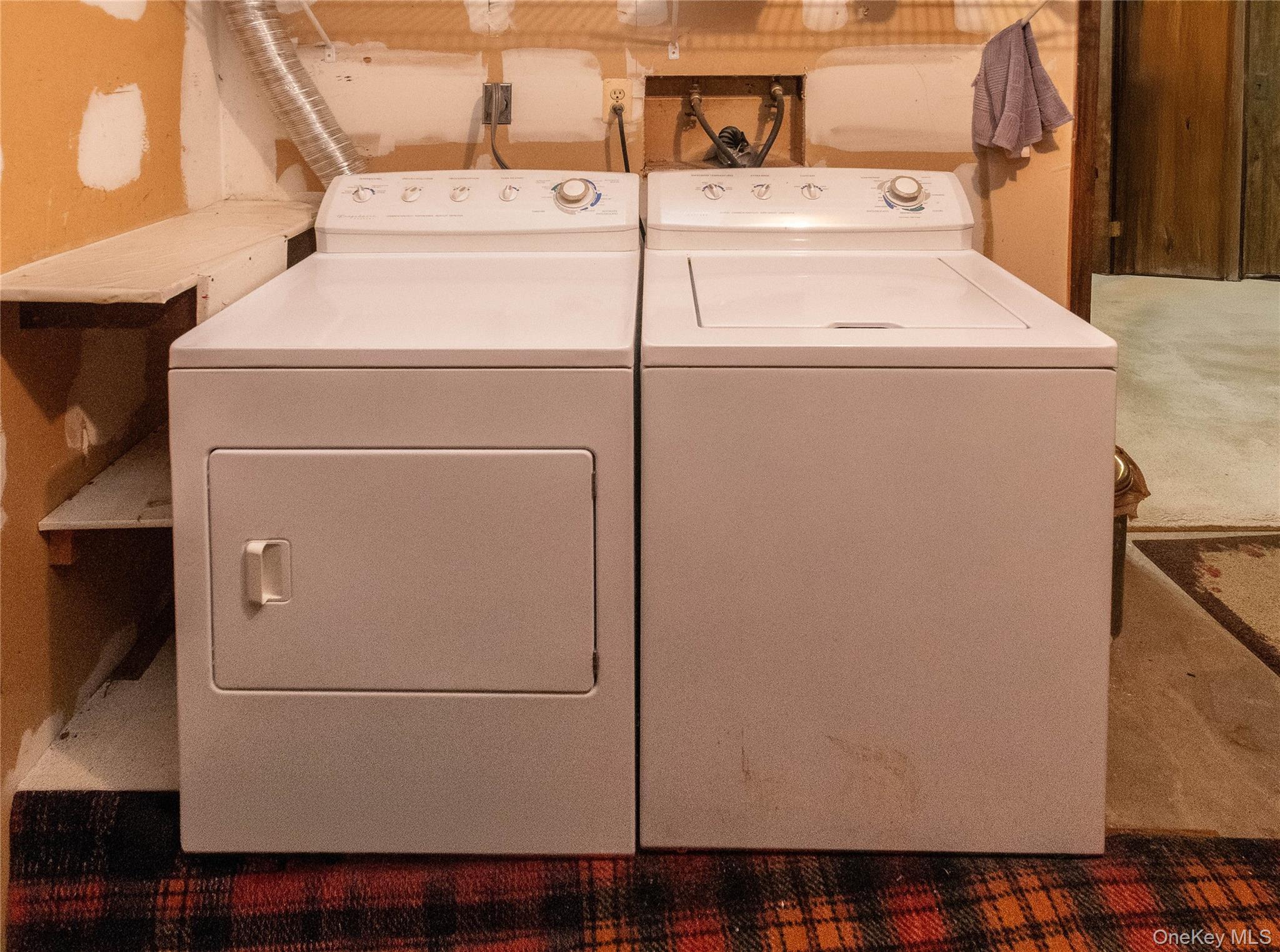 Single Family Village  Ulster County, NY 12401, MLS-906066-34