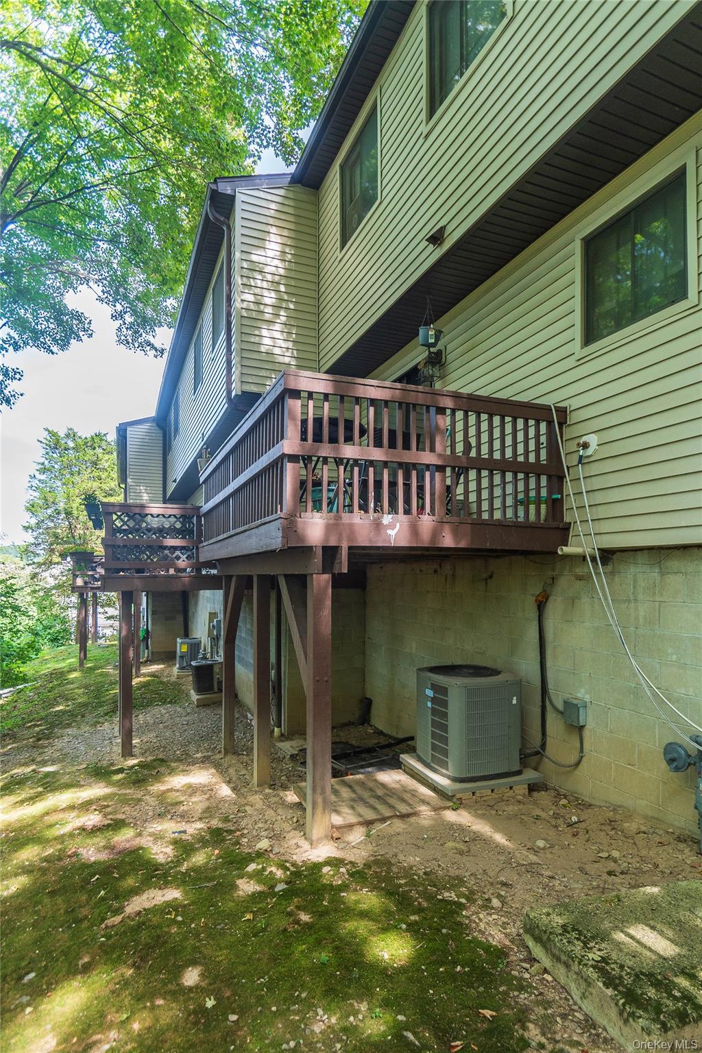 Single Family Village  Ulster County, NY 12401, MLS-906066-35