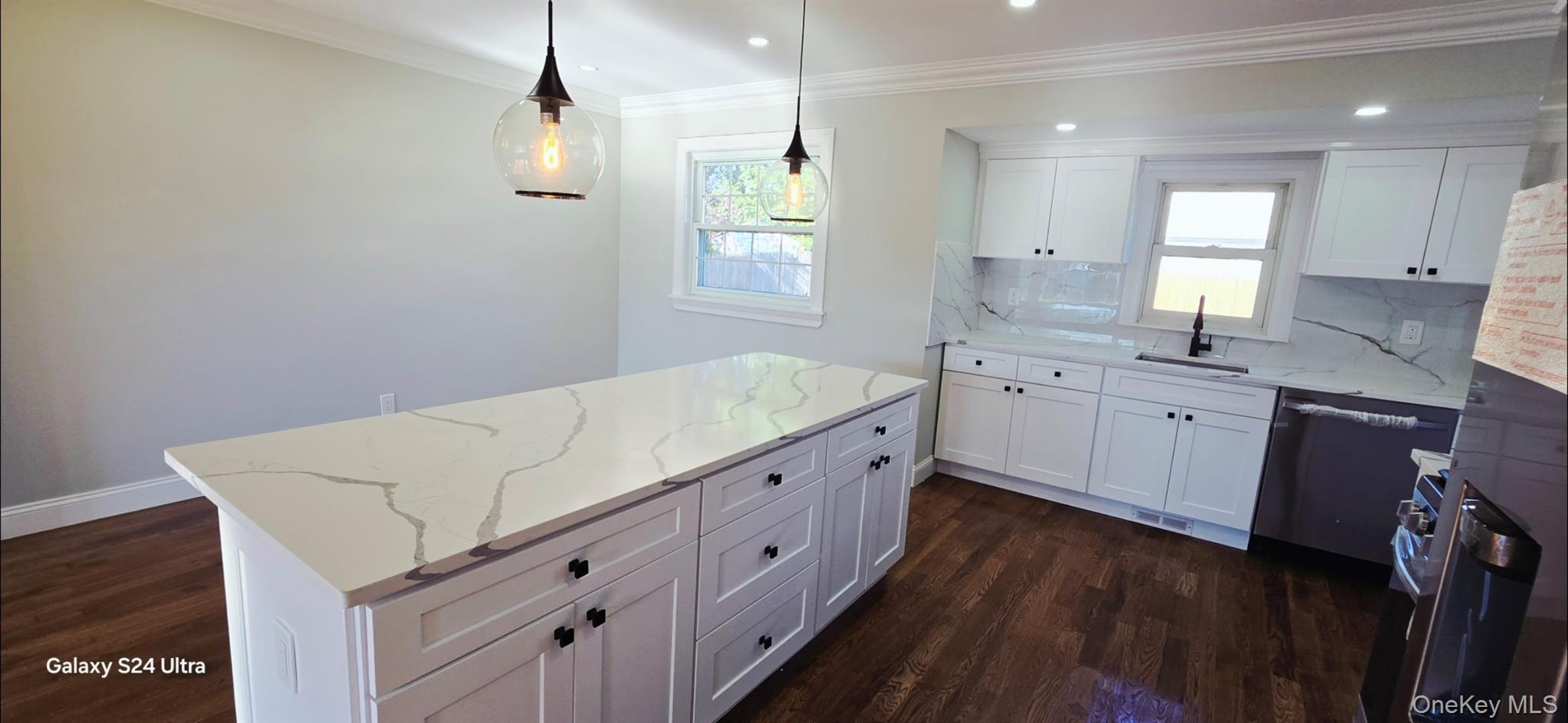 Single Family Burlington Suffolk County, NY 11729, MLS-906116-7