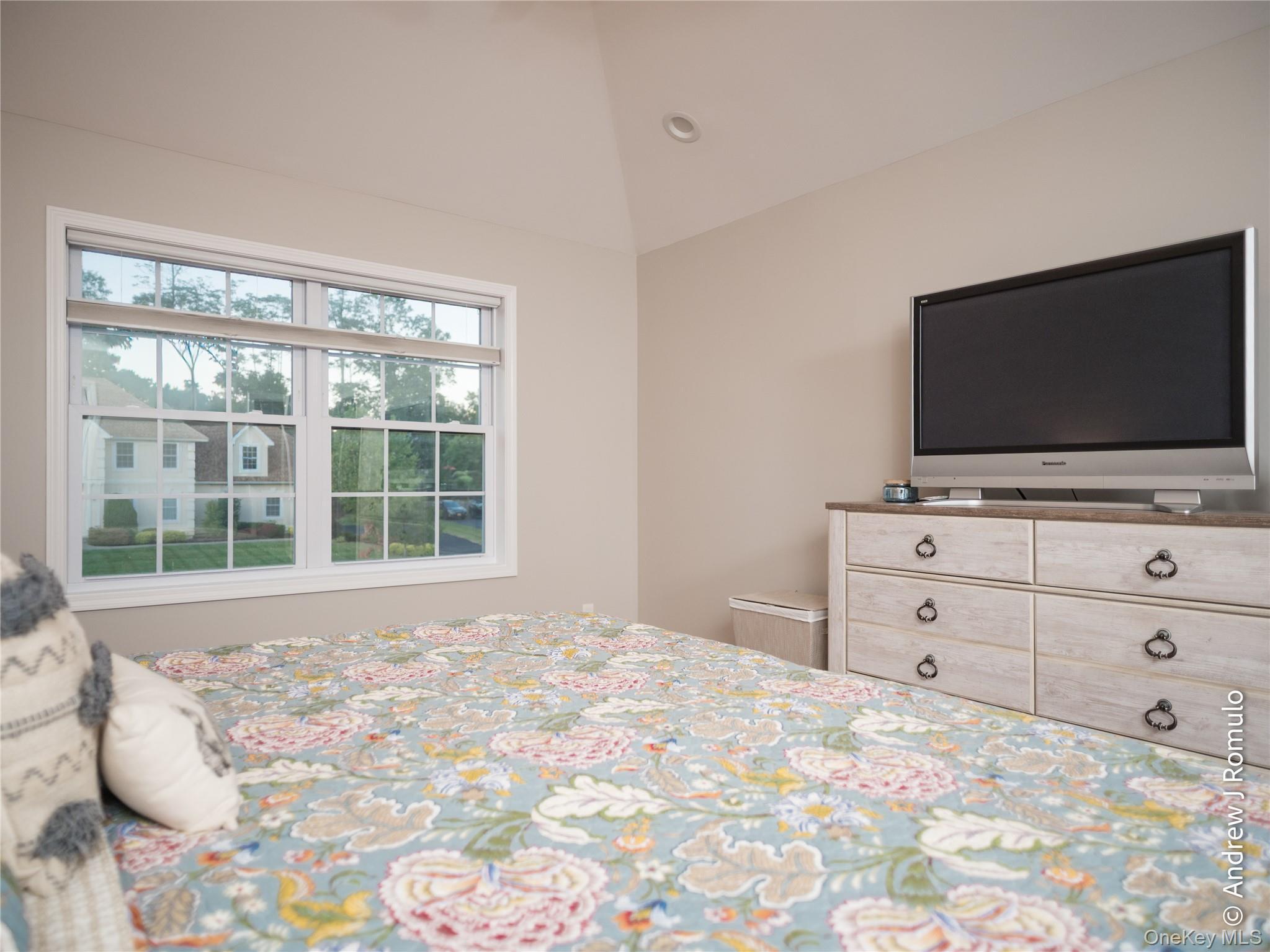 Single Family Robalene  Orange County, NY 10924, MLS-906123-22