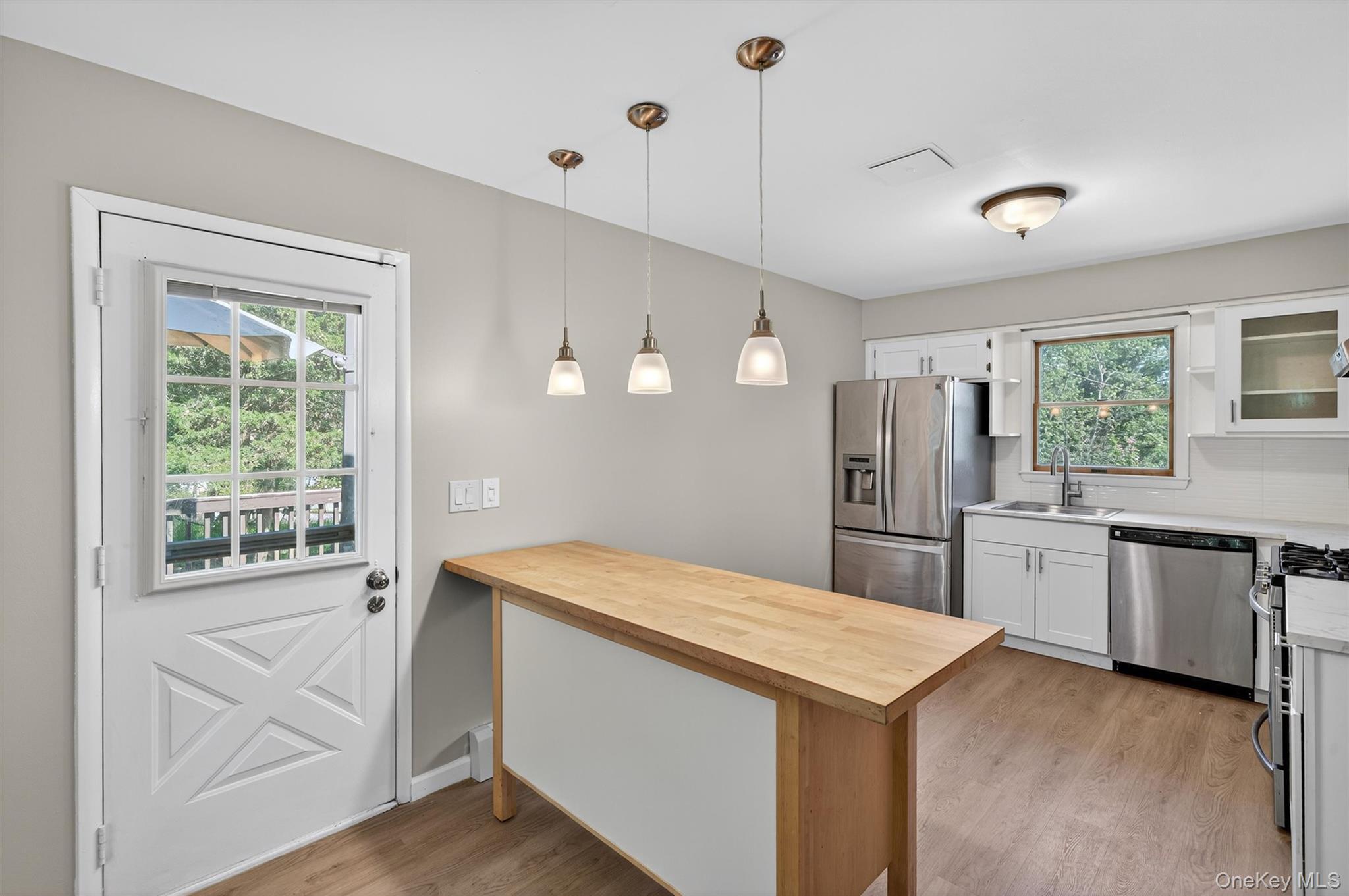 Single Family St Georges Orange County, NY 10950, MLS-906136-11