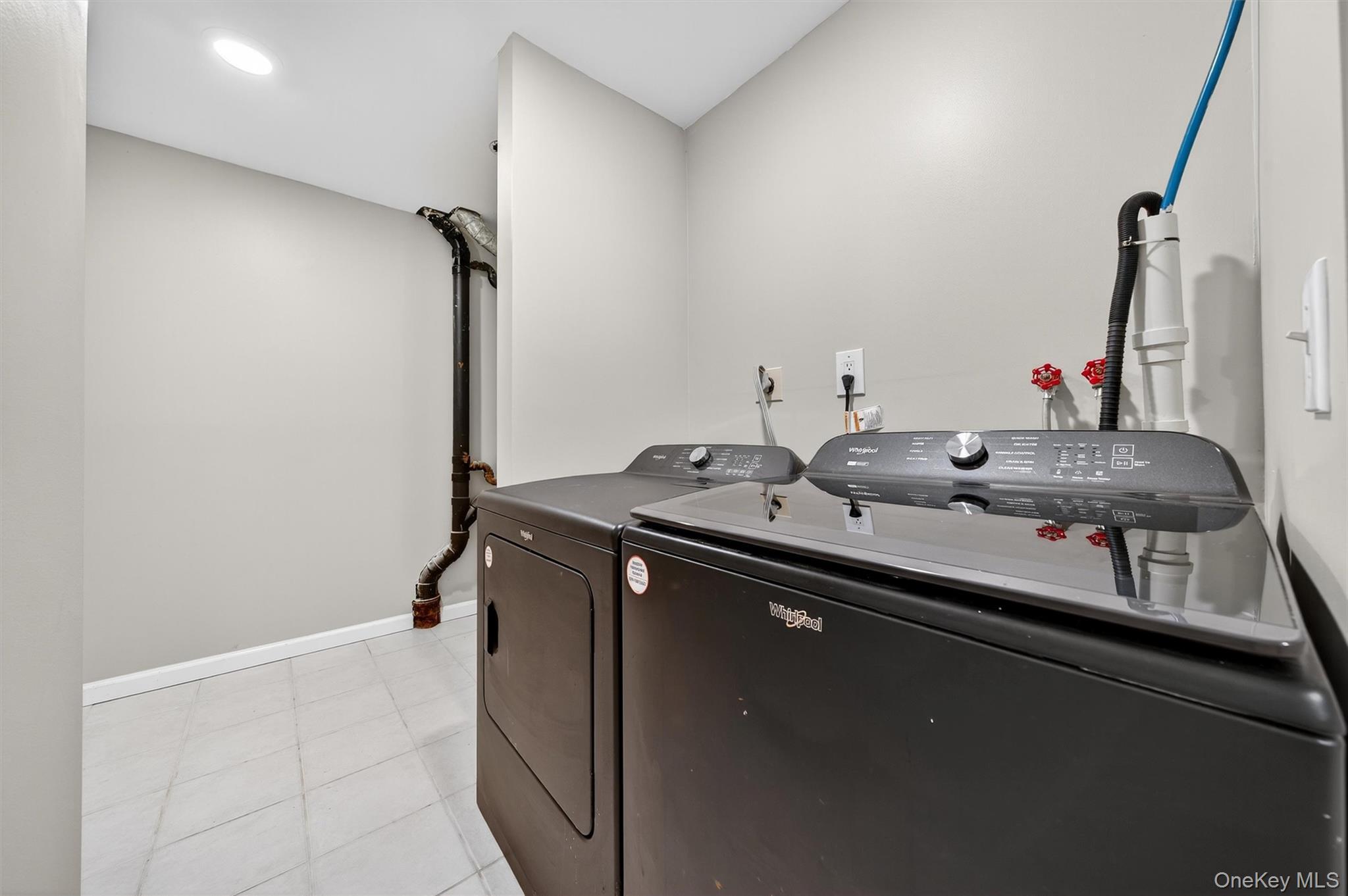 Single Family St Georges Orange County, NY 10950, MLS-906136-23