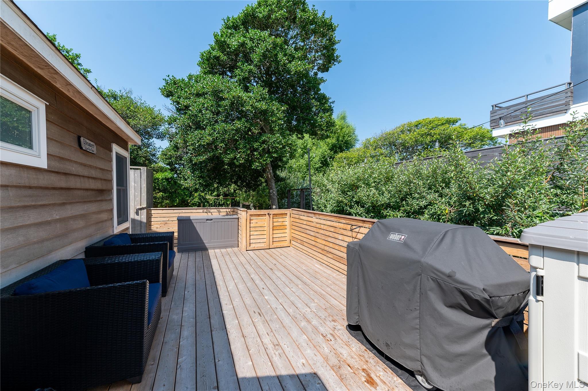 Single Family Seneca Suffolk County, NY 11770, MLS-906137-18