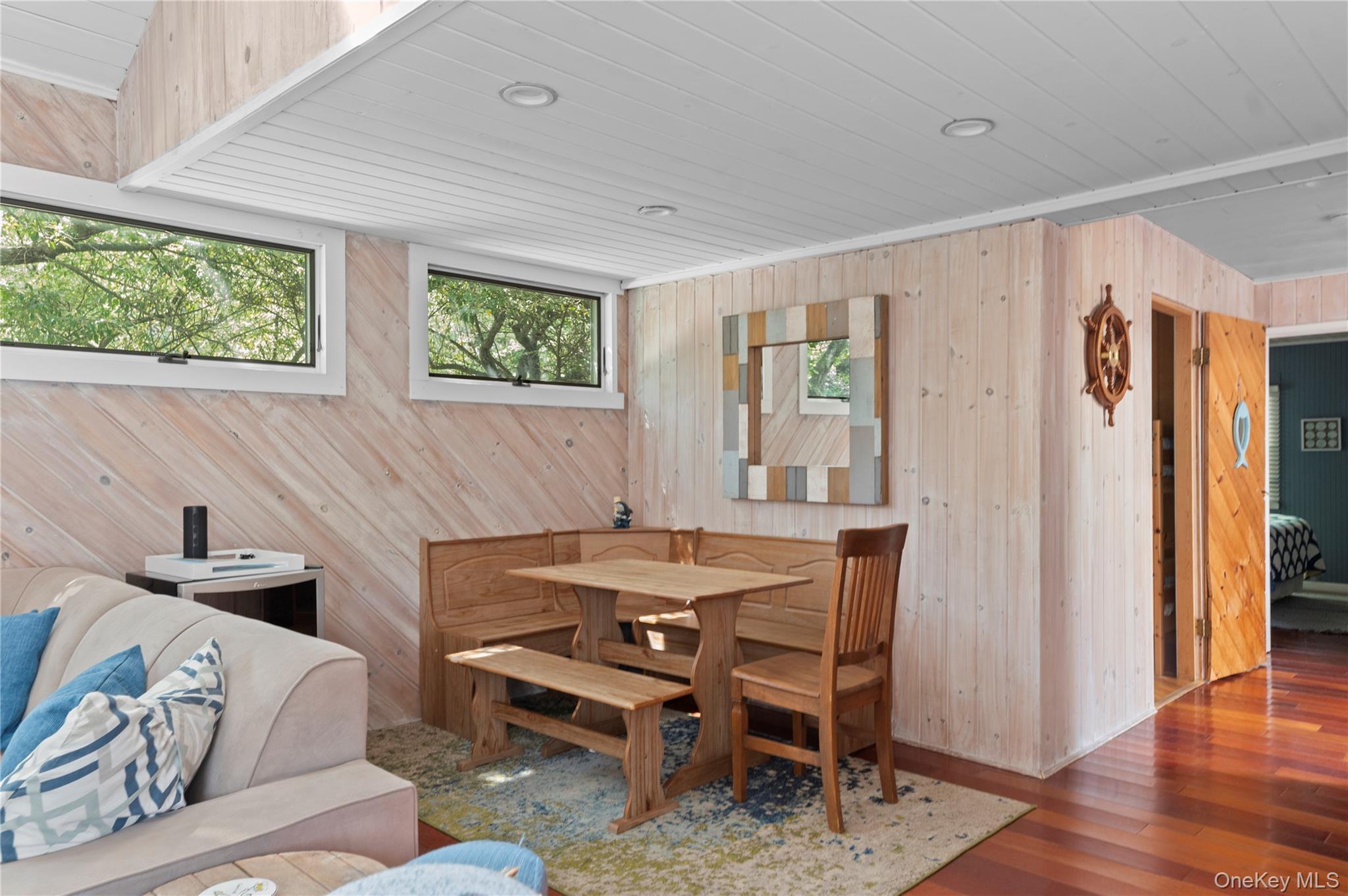 Single Family Seneca Suffolk County, NY 11770, MLS-906137-6