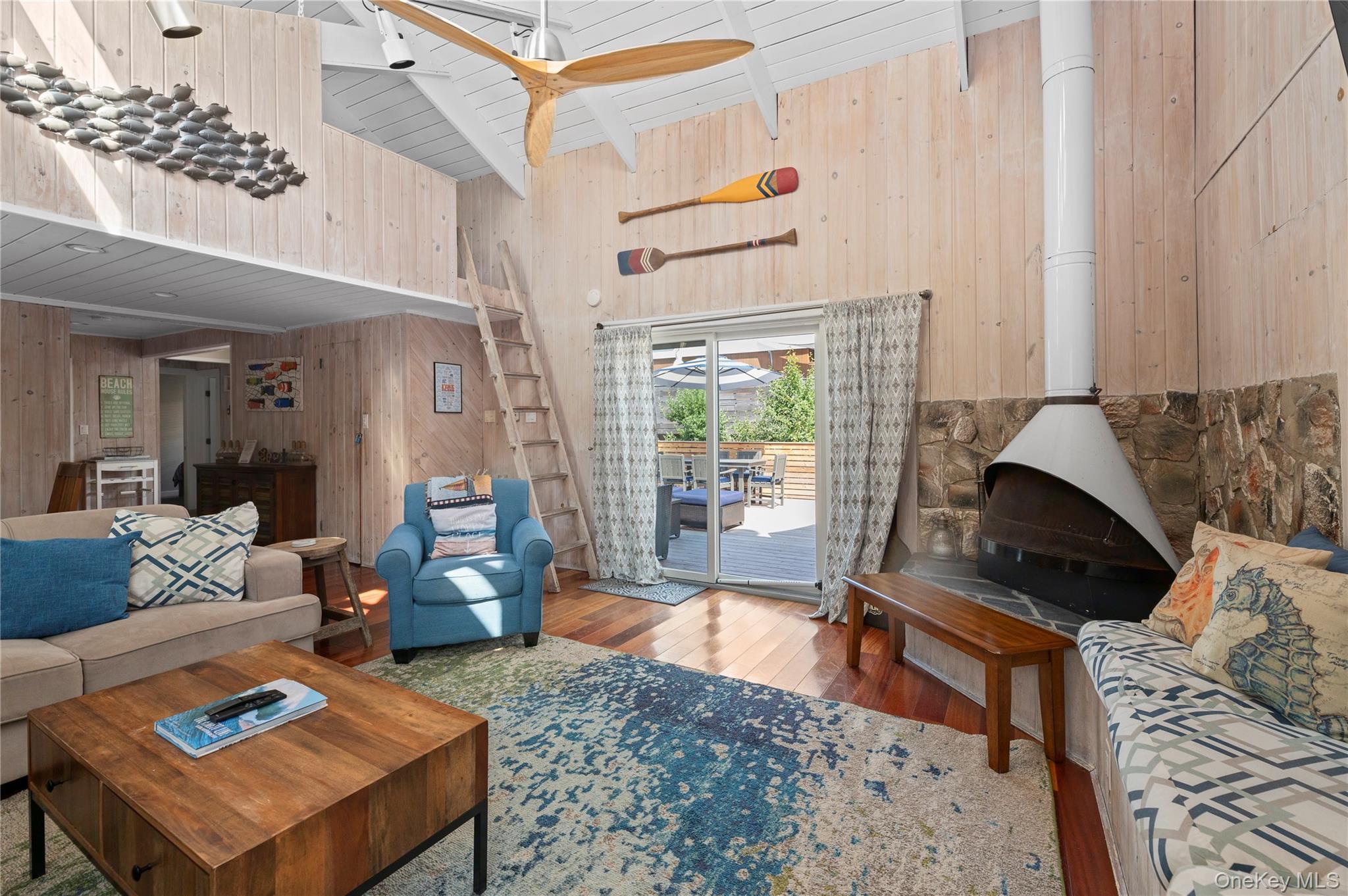 Single Family Seneca Suffolk County, NY 11770, MLS-906137-9