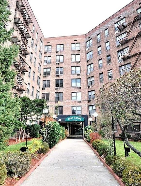 Apartment Queens  Queens, NY 11375, MLS-906146-10