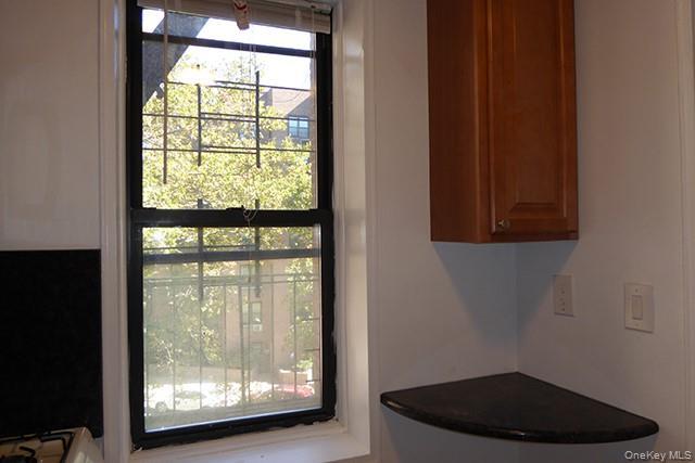 Apartment Queens  Queens, NY 11375, MLS-906146-6