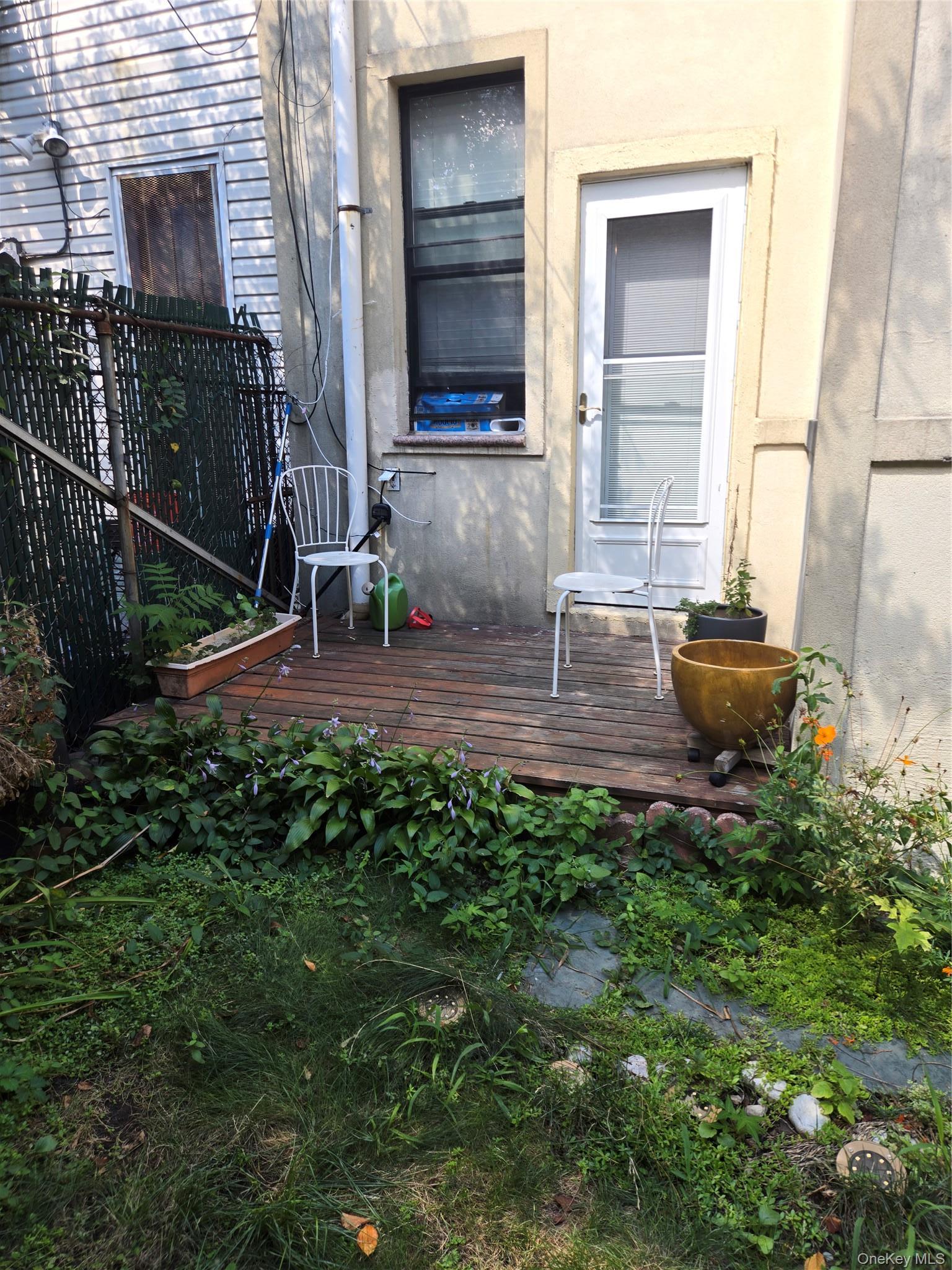 Commercial Sale Gates Avenue  Brooklyn, NY 11237, MLS-906151-14