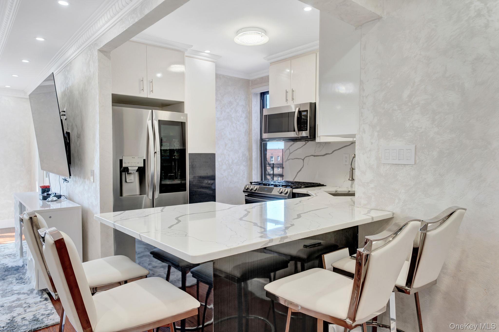 Coop 85th  Queens, NY 11435, MLS-906165-7