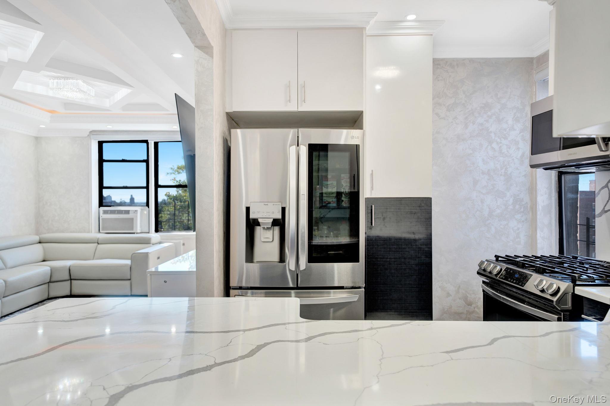 Coop 85th  Queens, NY 11435, MLS-906165-8