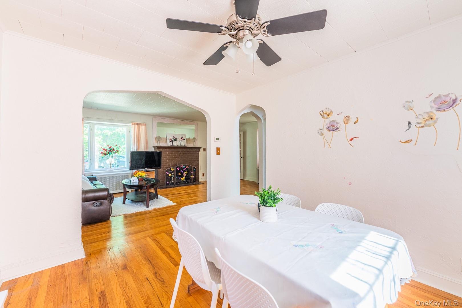 Single Family 217th Queens, NY 11413, MLS-906205-8