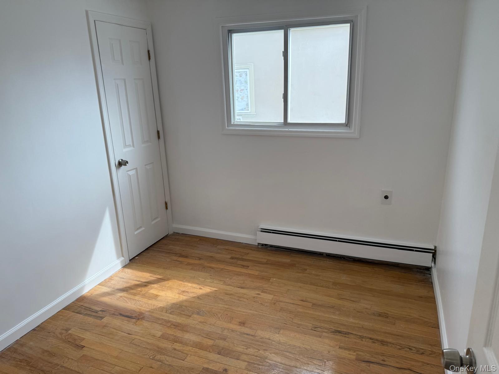 Single Family Chandler  Queens, NY 11691, MLS-906208-10