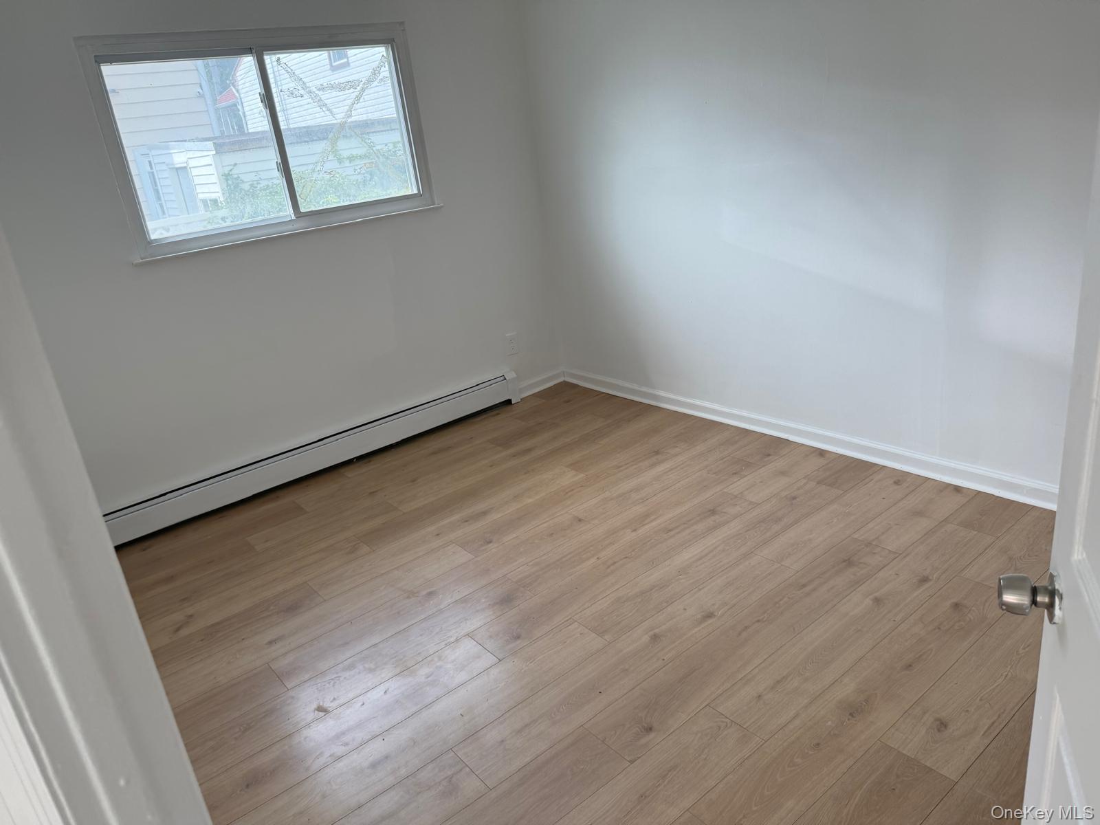 Single Family Chandler  Queens, NY 11691, MLS-906208-19