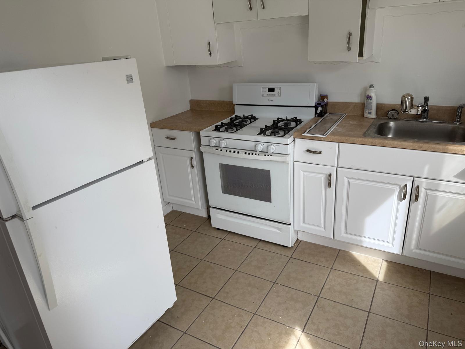 Single Family Chandler  Queens, NY 11691, MLS-906208-20