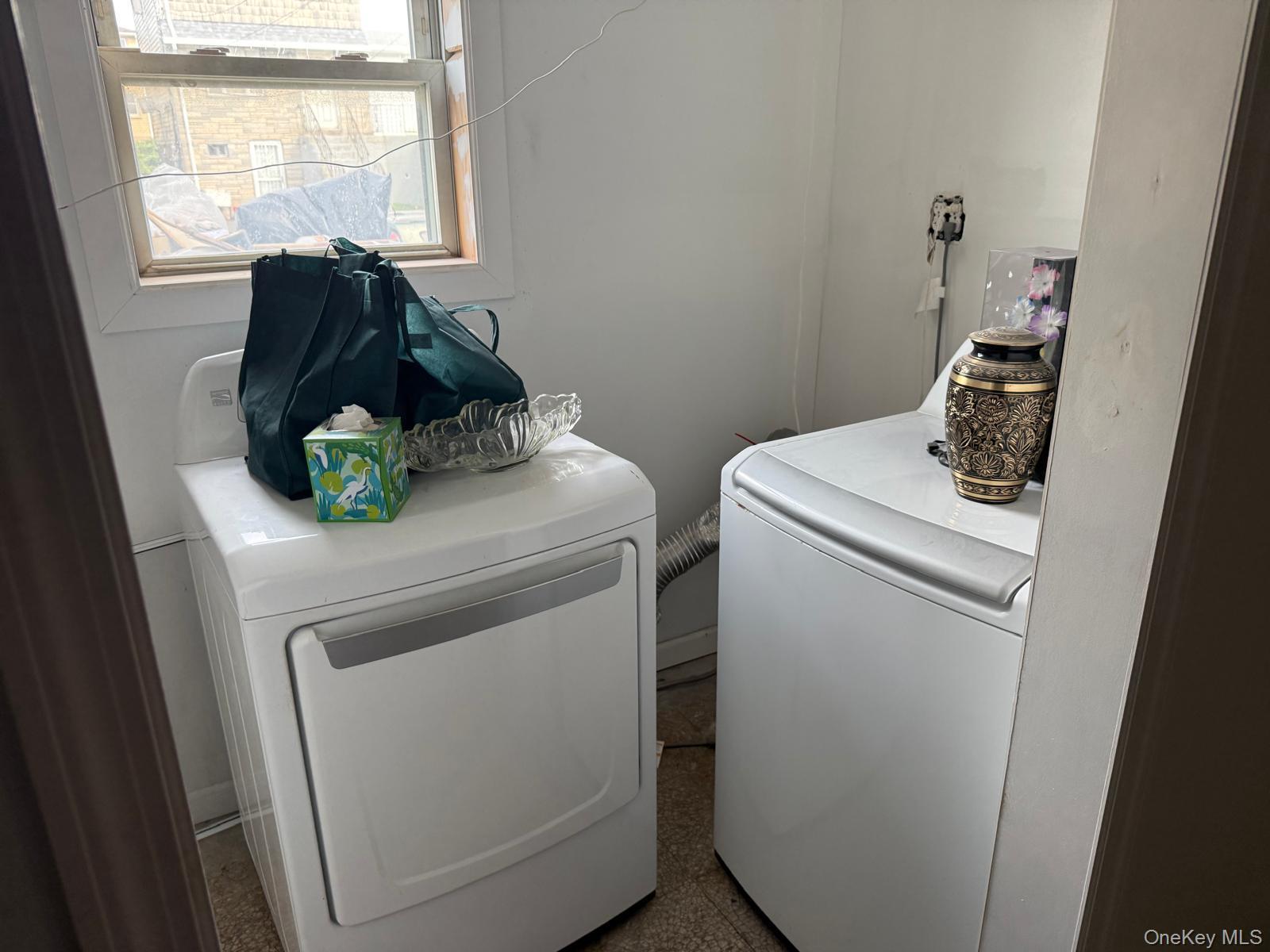 Single Family Chandler  Queens, NY 11691, MLS-906208-21