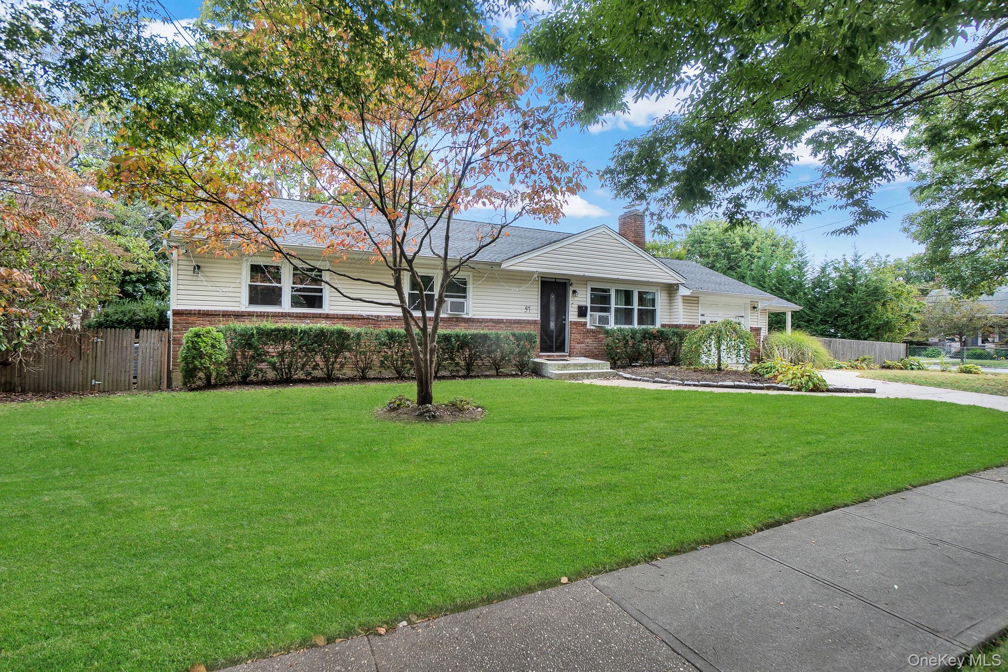 Single Family 1st  Nassau County, NY 11801, MLS-906230-35