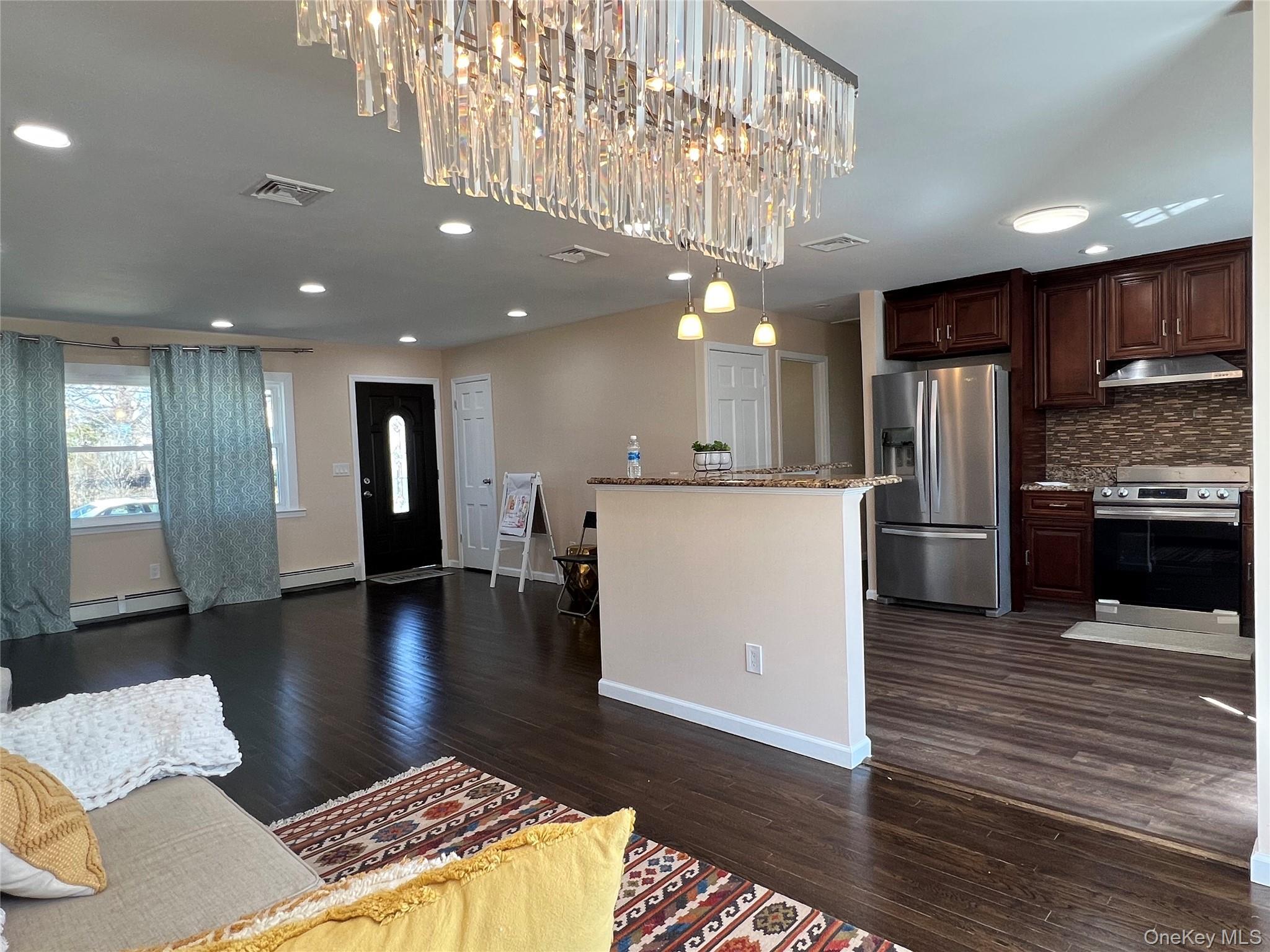 Single Family 1st  Nassau County, NY 11801, MLS-906230-8