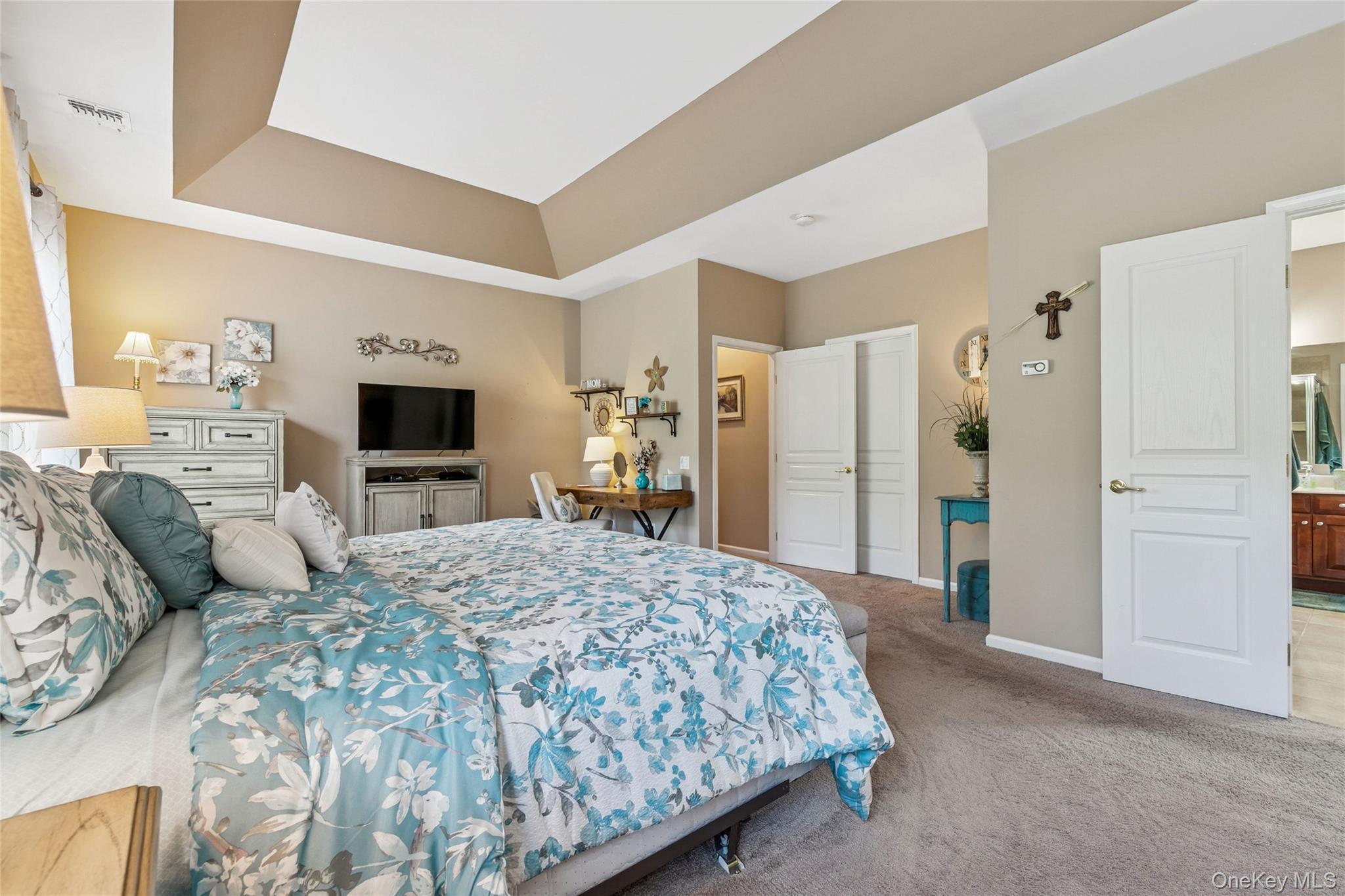 Condo Louden  Suffolk County, NY 11766, MLS-906234-23