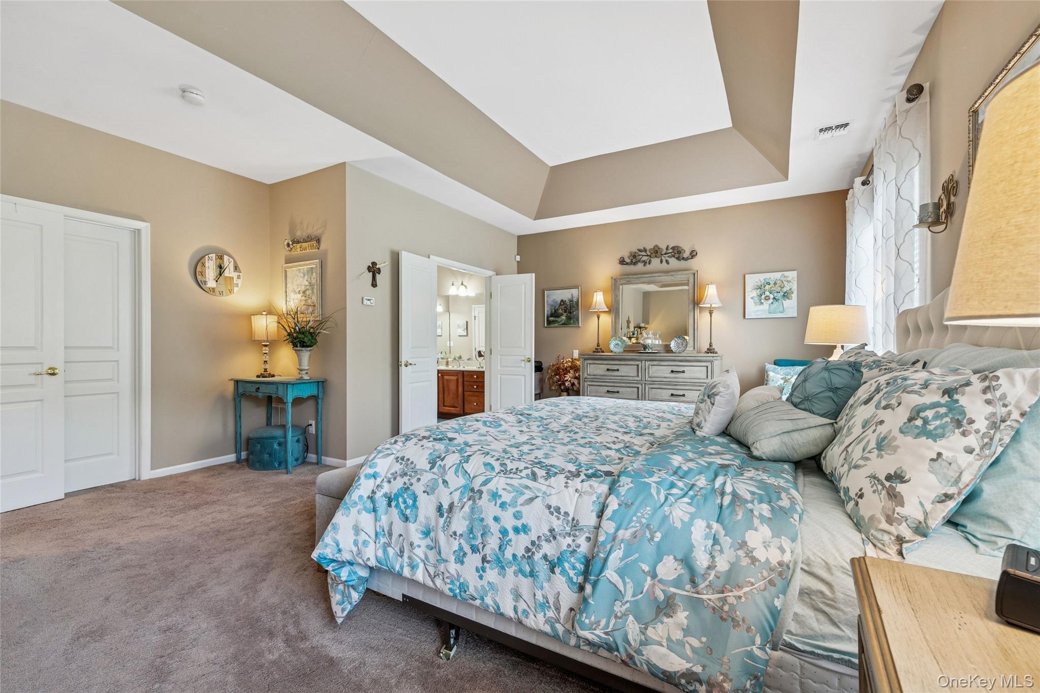 Condo Louden  Suffolk County, NY 11766, MLS-906234-24