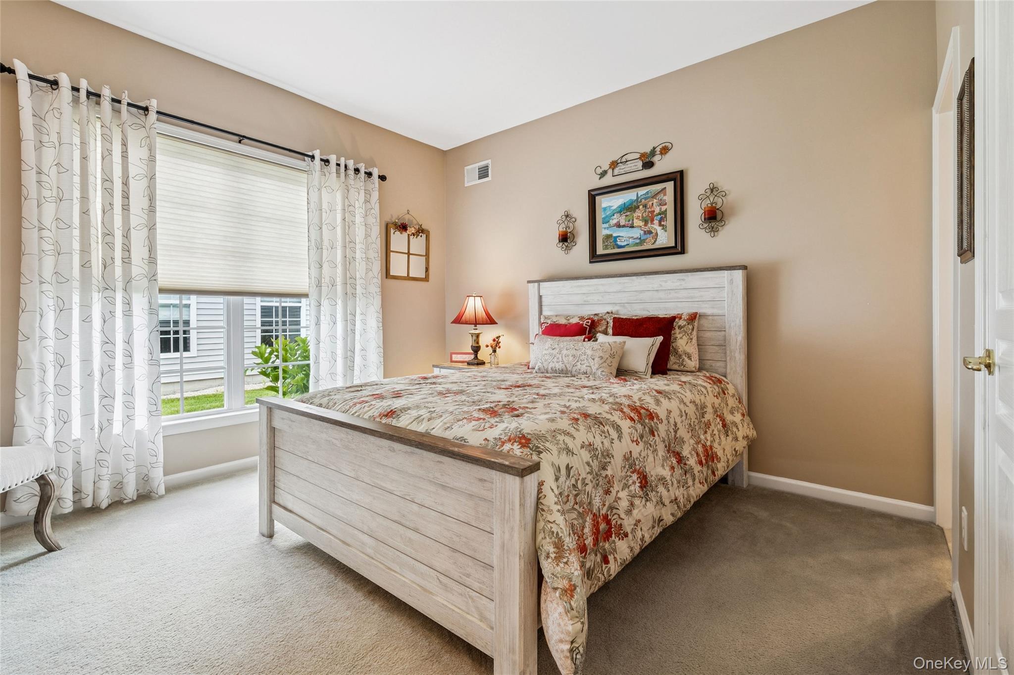 Condo Louden  Suffolk County, NY 11766, MLS-906234-29