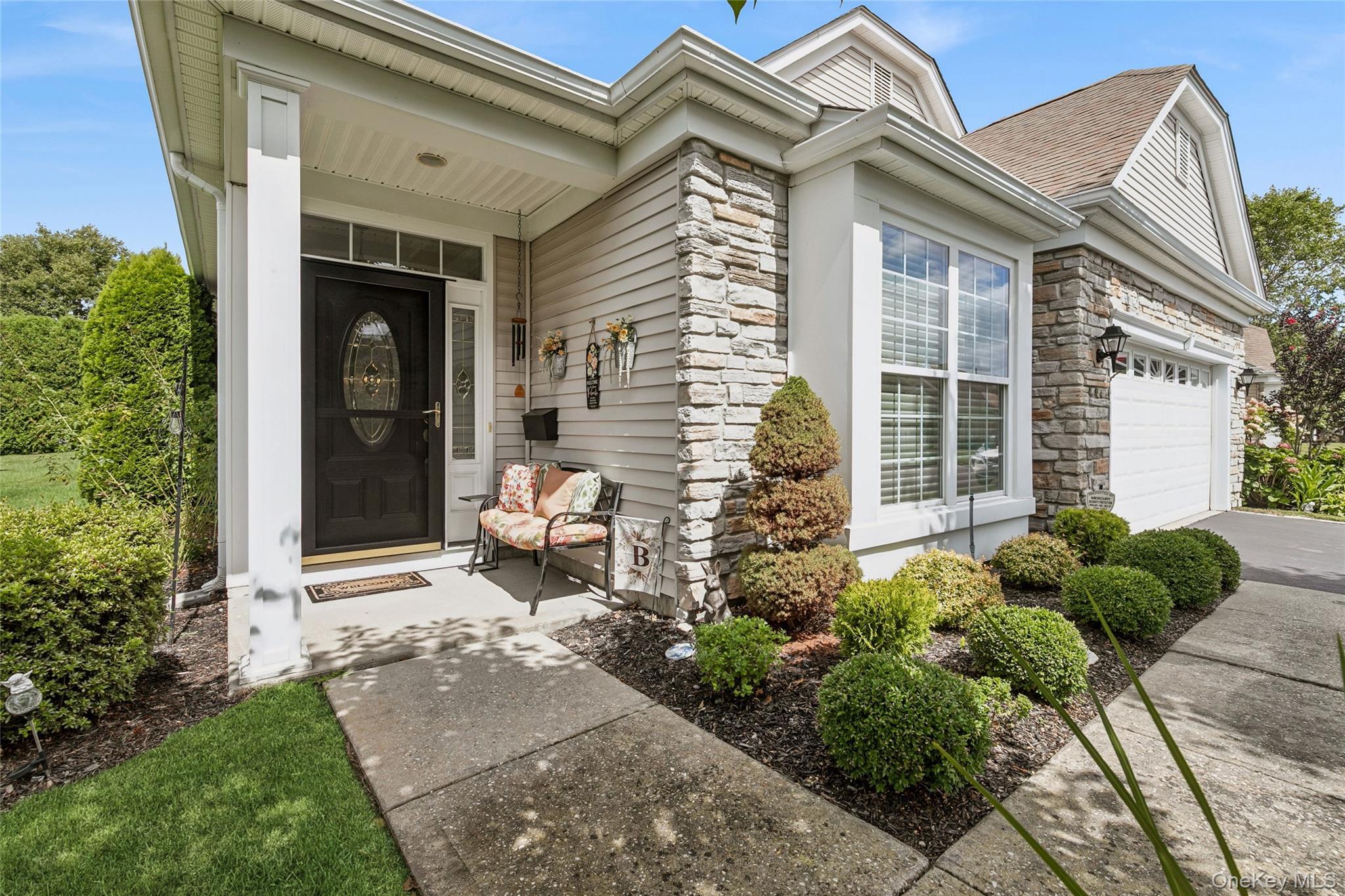 Condo Louden  Suffolk County, NY 11766, MLS-906234-4