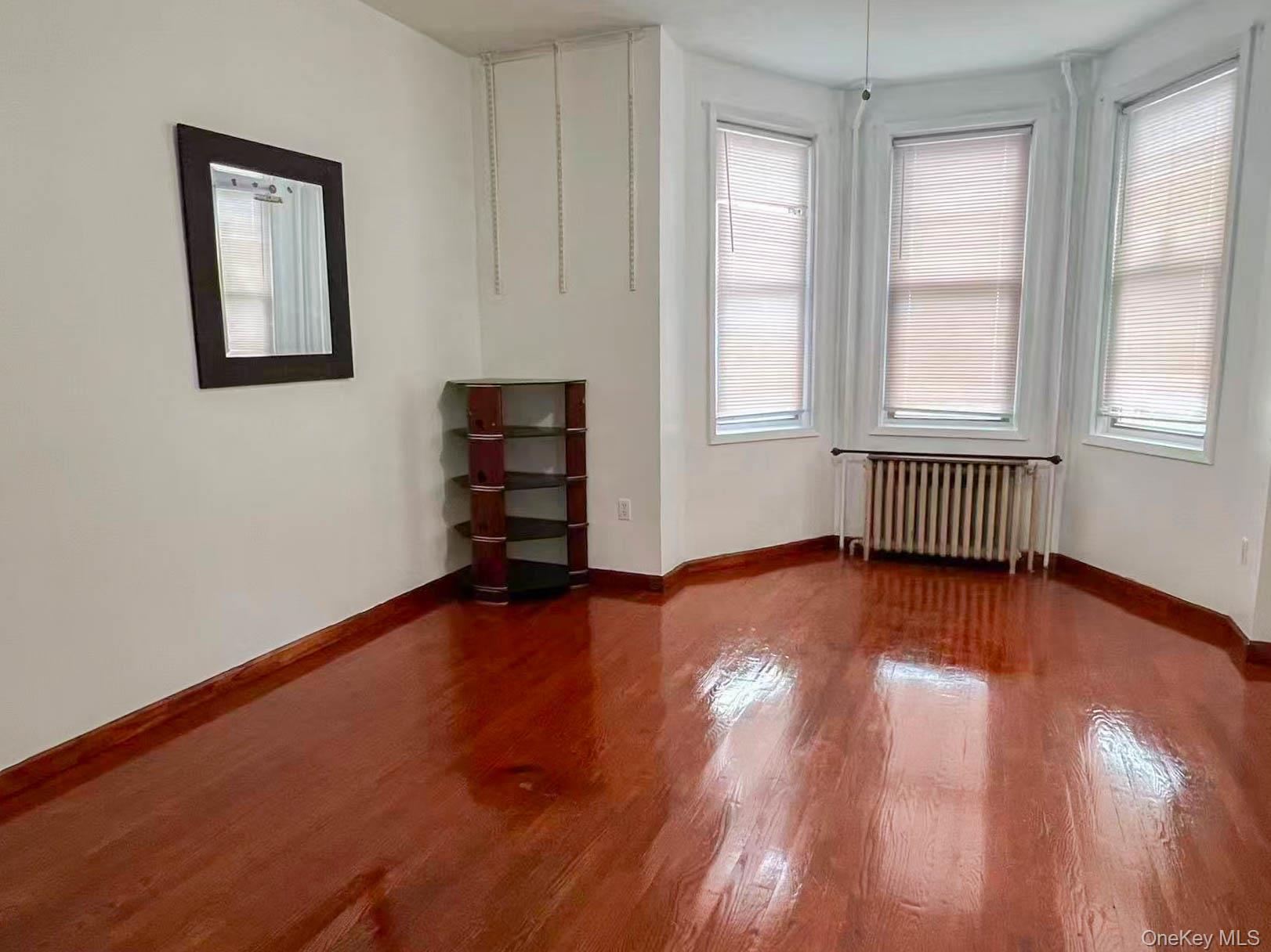 Single Family 124th  Queens, NY 11356, MLS-906238-5