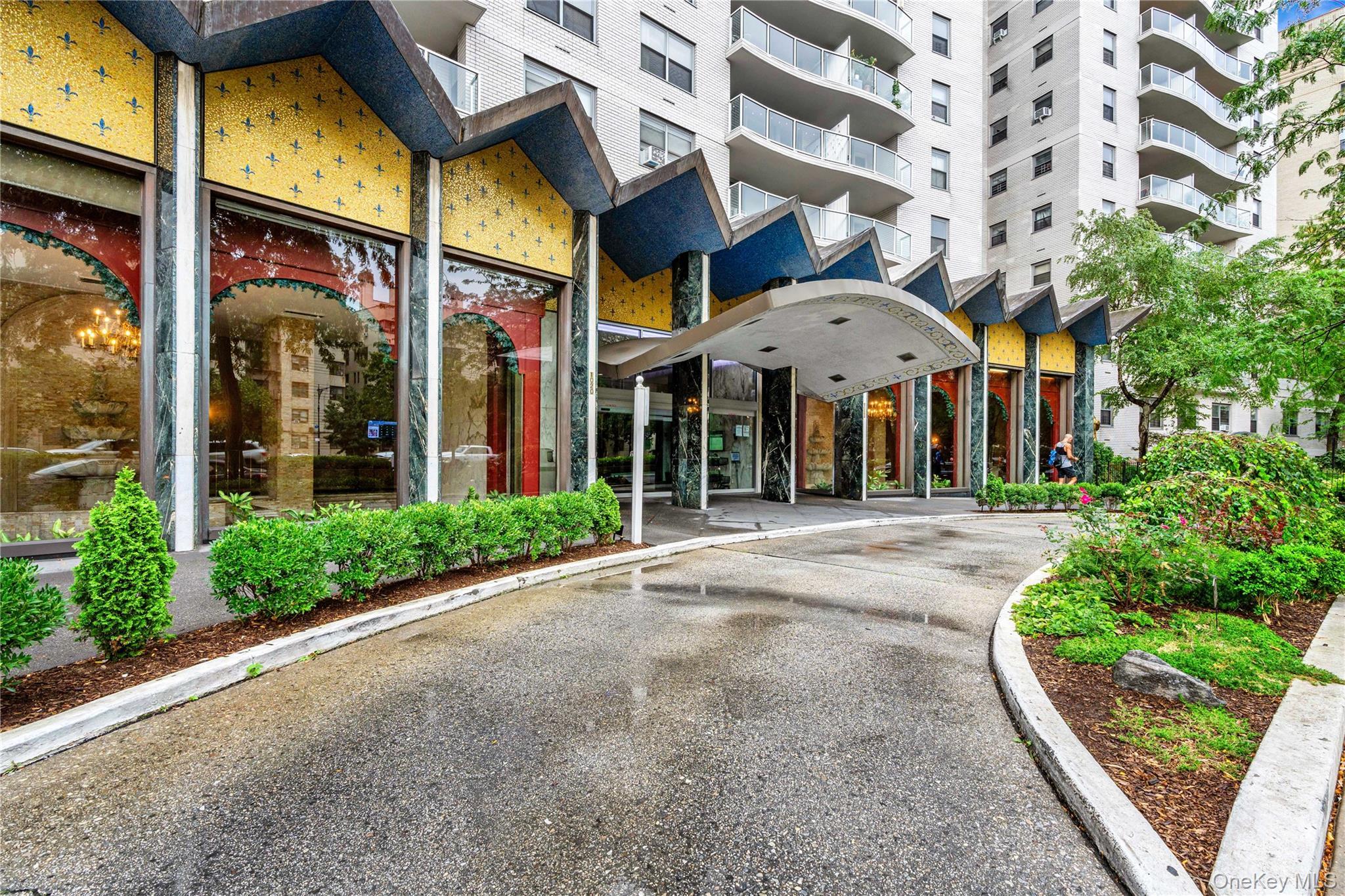 Coop Grand Concourse  Bronx, NY 10451, MLS-906261-2