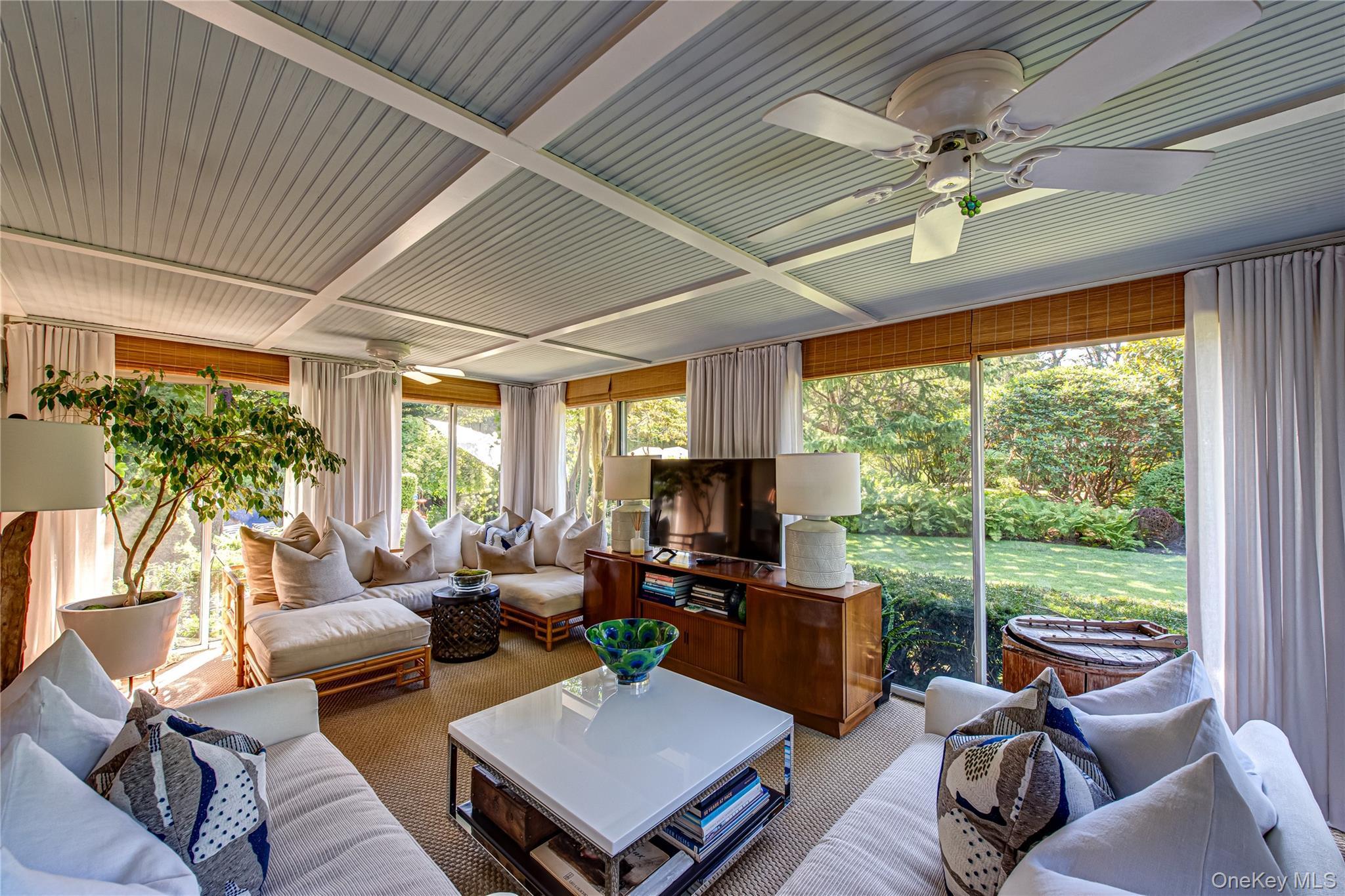 Single Family Shinnecock Hills Suffolk County, NY 11968, MLS-906262-7