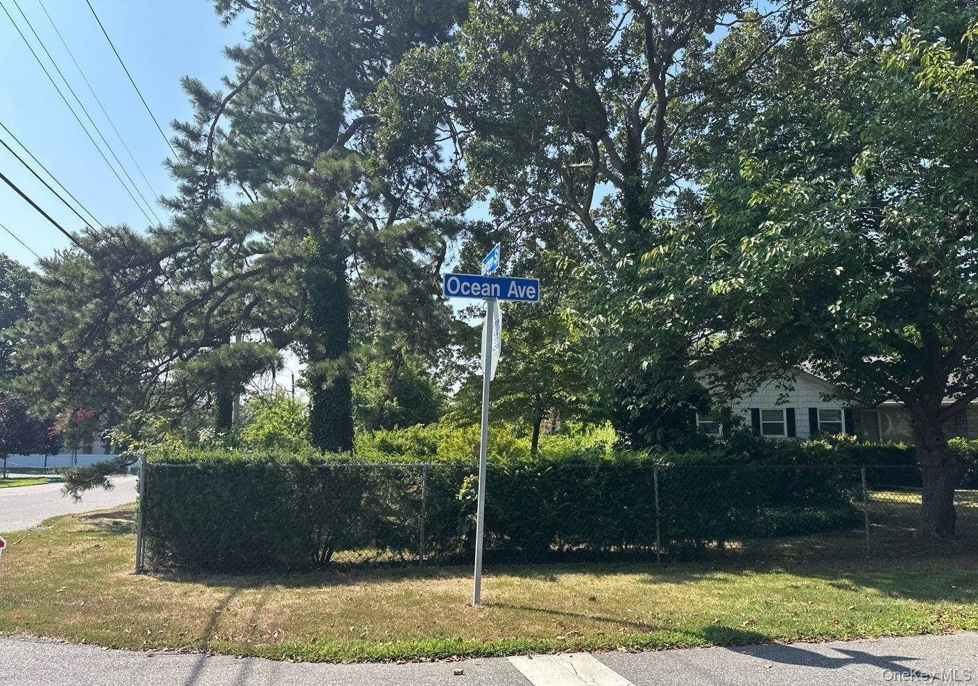 Single Family Ocean  Suffolk County, NY 11717, MLS-906313-3