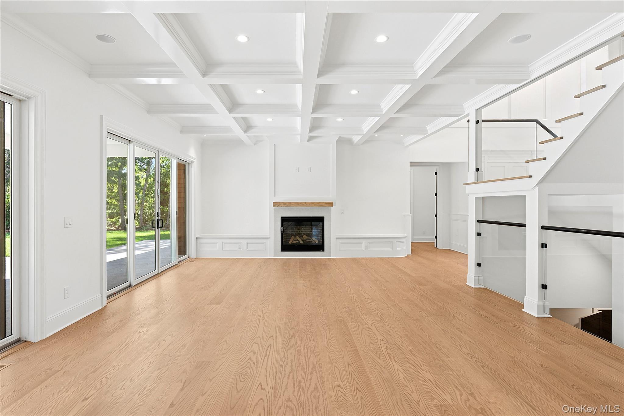 Single Family Deer Suffolk County, NY 11971, MLS-906322-11