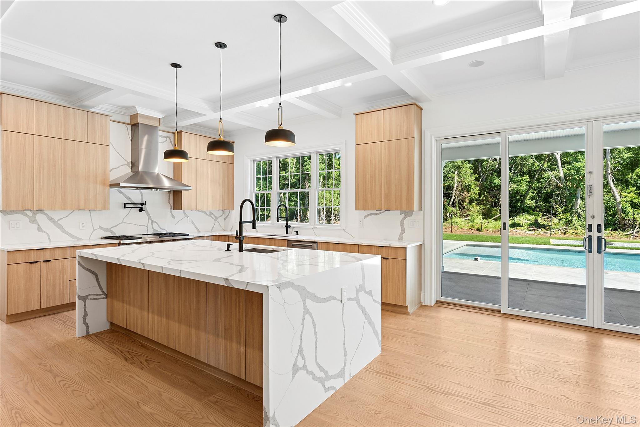 Single Family Deer Suffolk County, NY 11971, MLS-906322-9