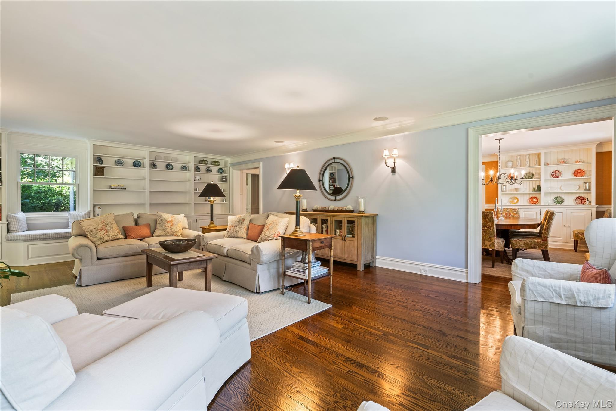 Single Family Gate Suffolk County, NY 11743, MLS-906380-11