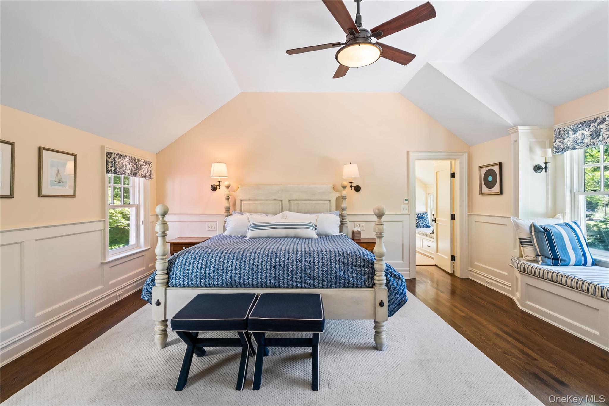 Single Family Gate Suffolk County, NY 11743, MLS-906380-23