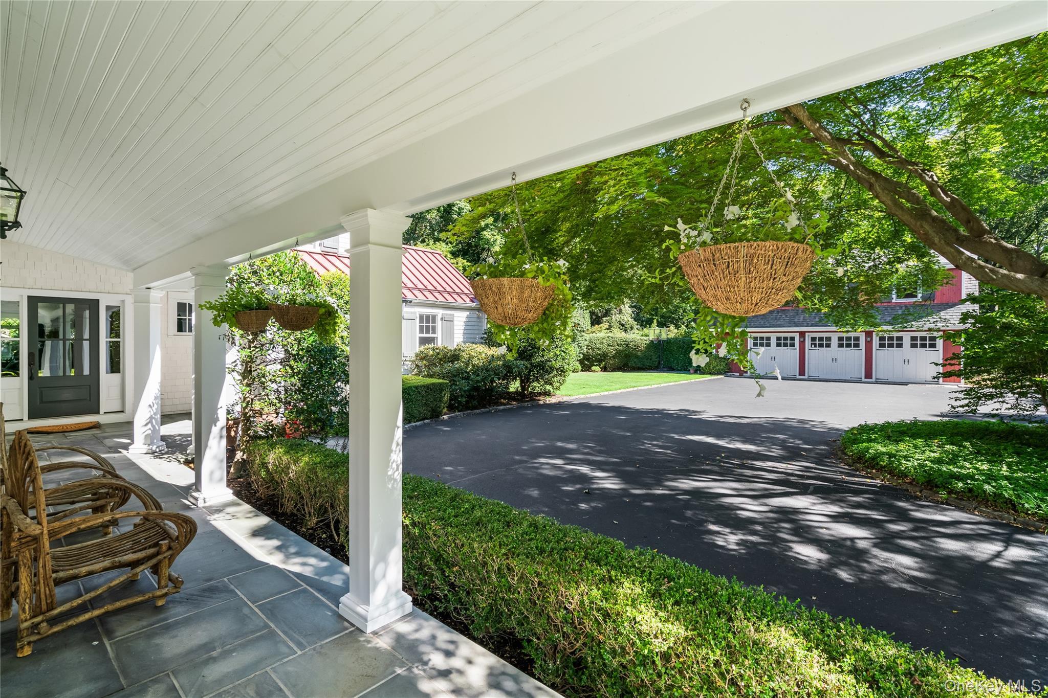 Single Family Gate Suffolk County, NY 11743, MLS-906380-6