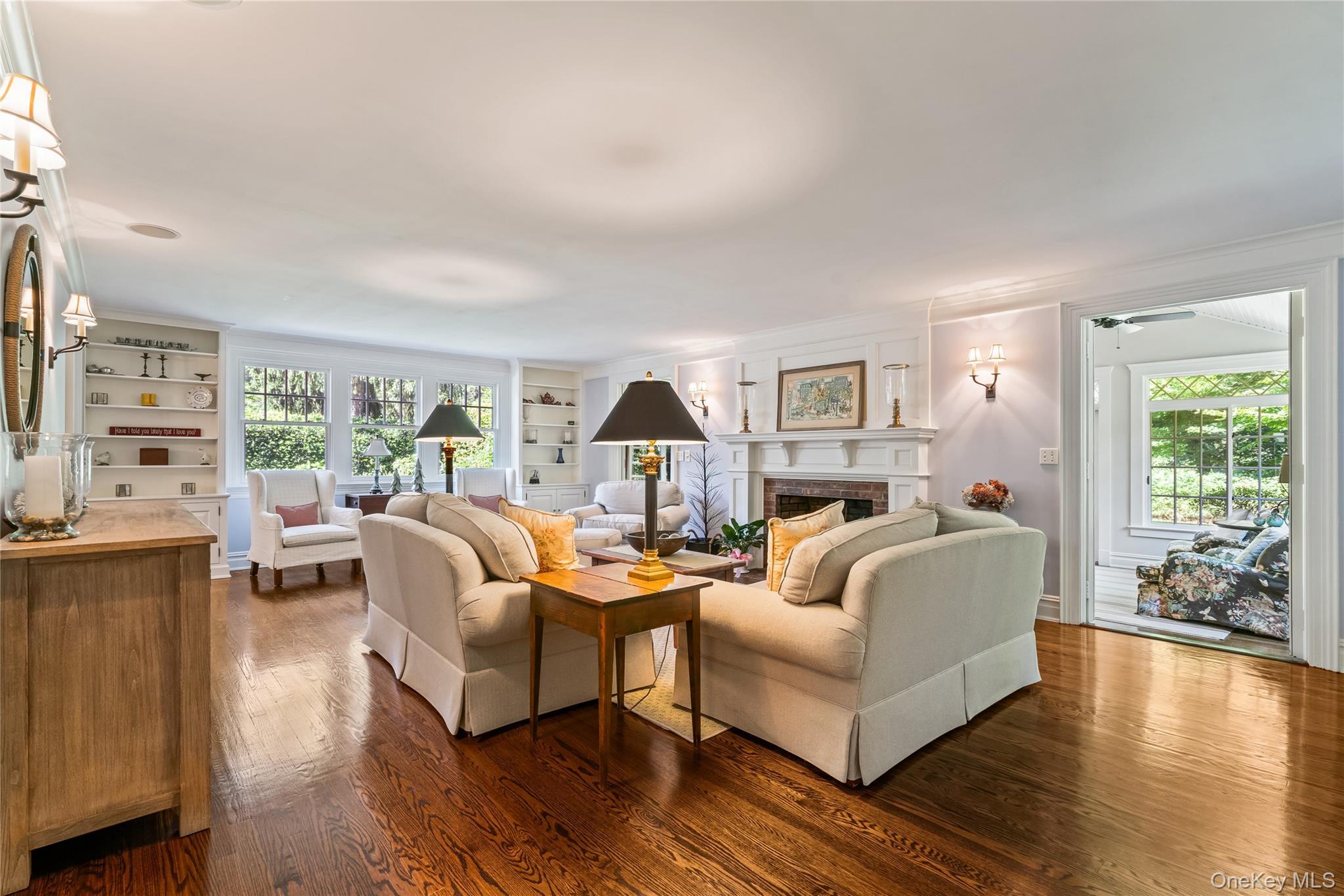 Single Family Gate Suffolk County, NY 11743, MLS-906380-8