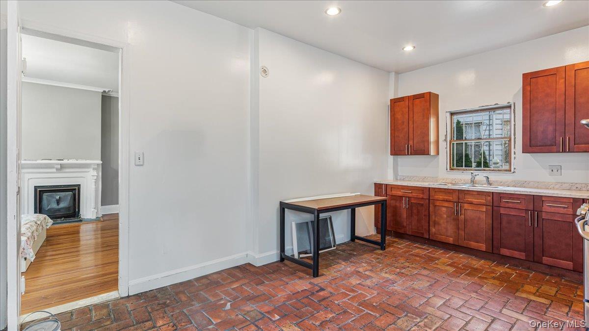 Single Family 120th  Queens, NY 11415, MLS-906381-10