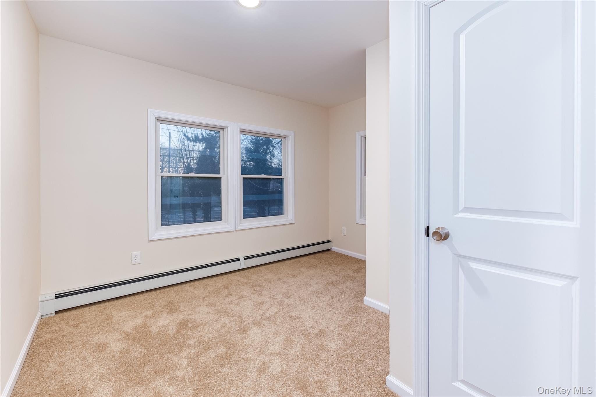 Single Family Main  Suffolk County, NY 11935, MLS-906405-8