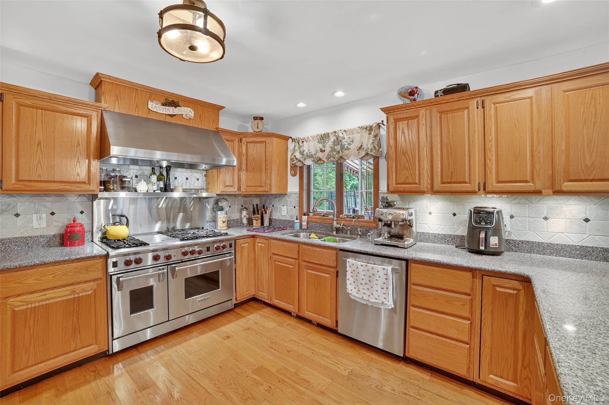 Single Family Route 9a  Westchester County, NY 10562, MLS-906409-9