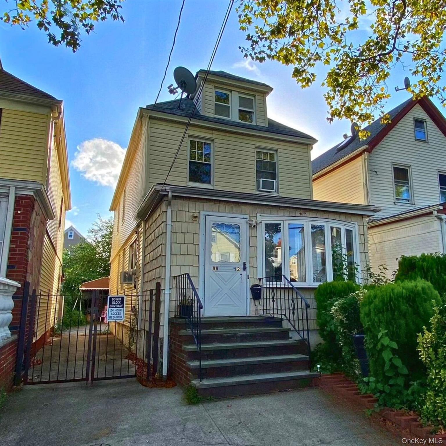 Single Family 202nd Queens, NY 11423, MLS-906432-2