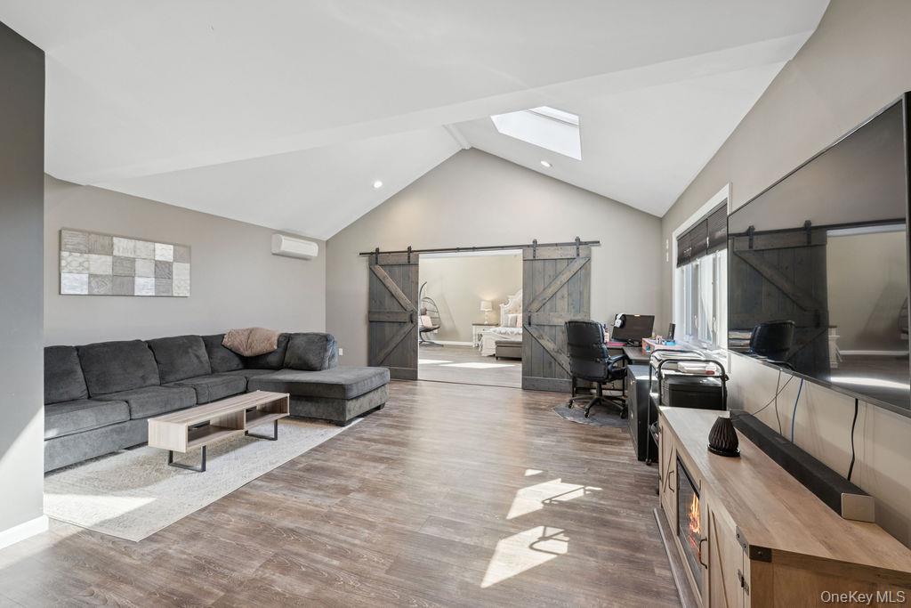 Single Family Lone Oak Suffolk County, NY 11787, MLS-906434-12